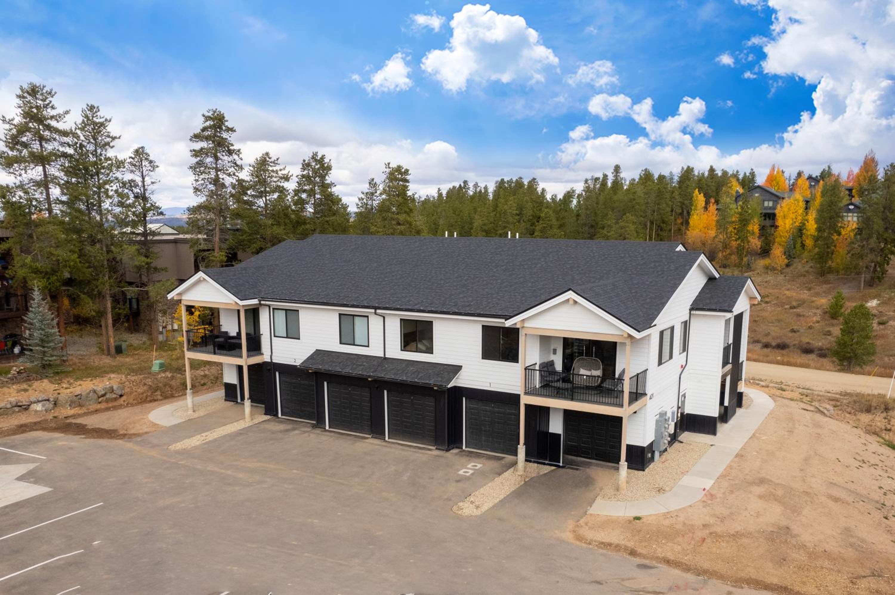 New Condo! Skiboard Winter Park Shuttle