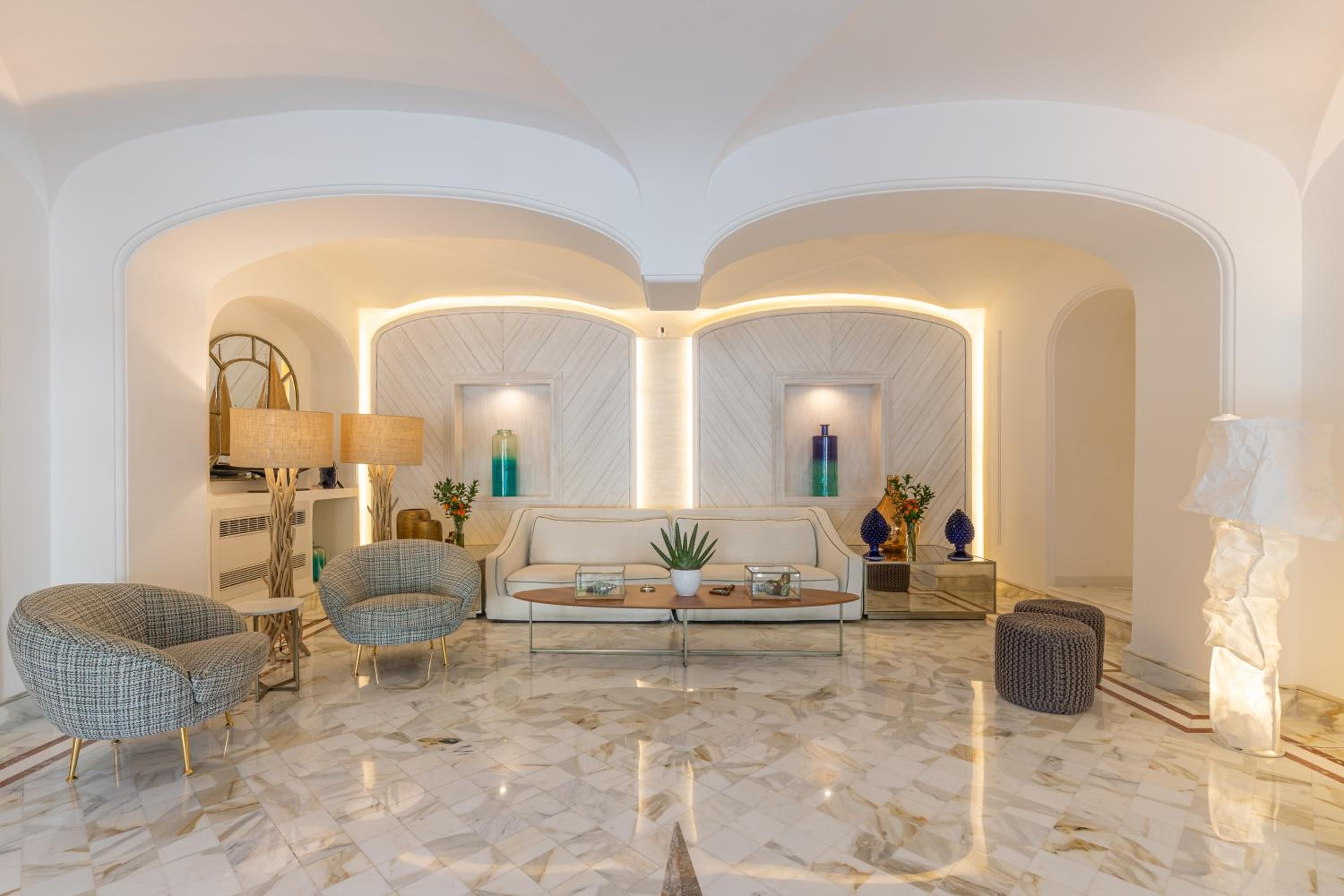 Hotel Mamela - Image 1