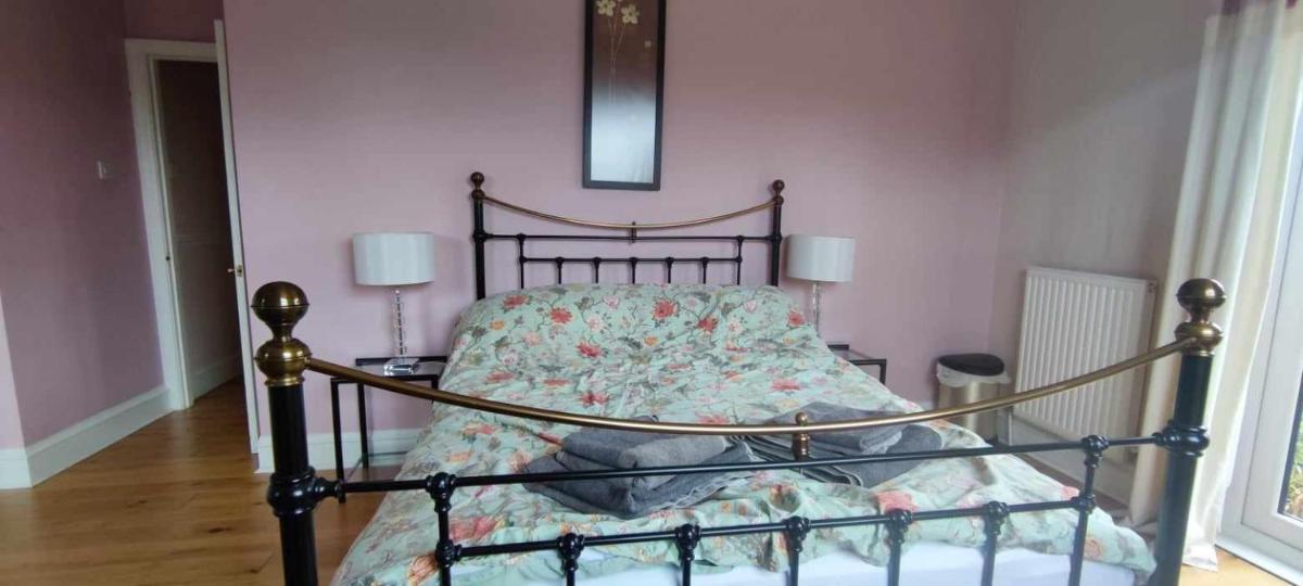 Beautiful self contained apartment with garden view 5