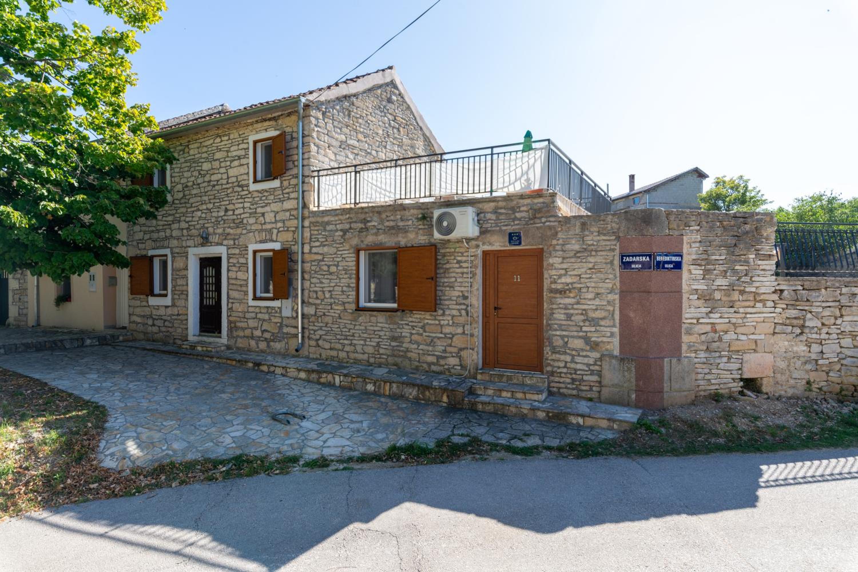 LA MARLENA