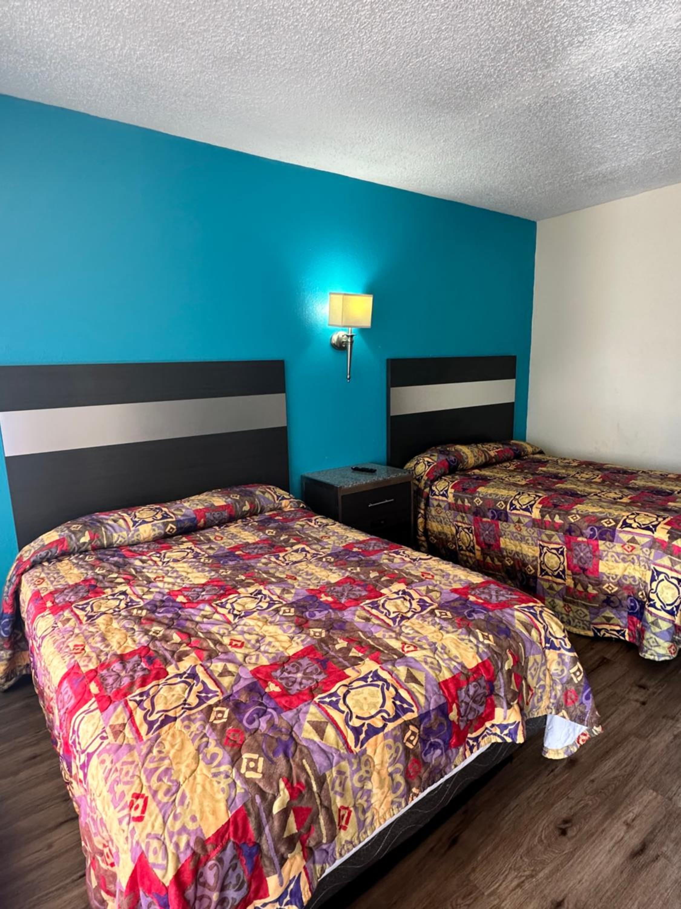 Economy Inn
