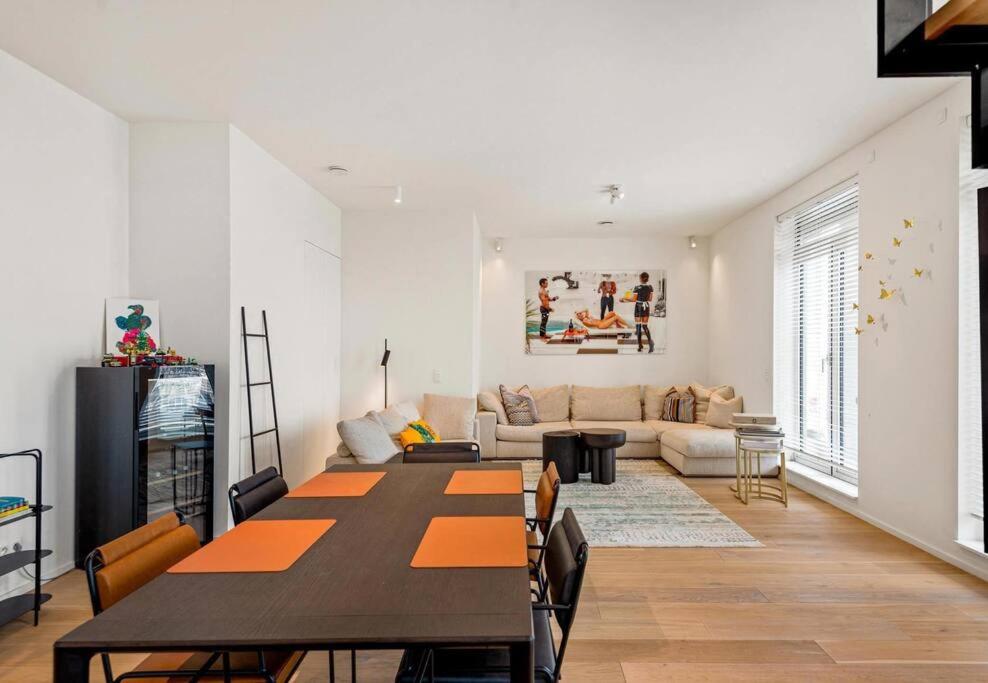 Sky Loft - Spacious Penthouse with Epic Views