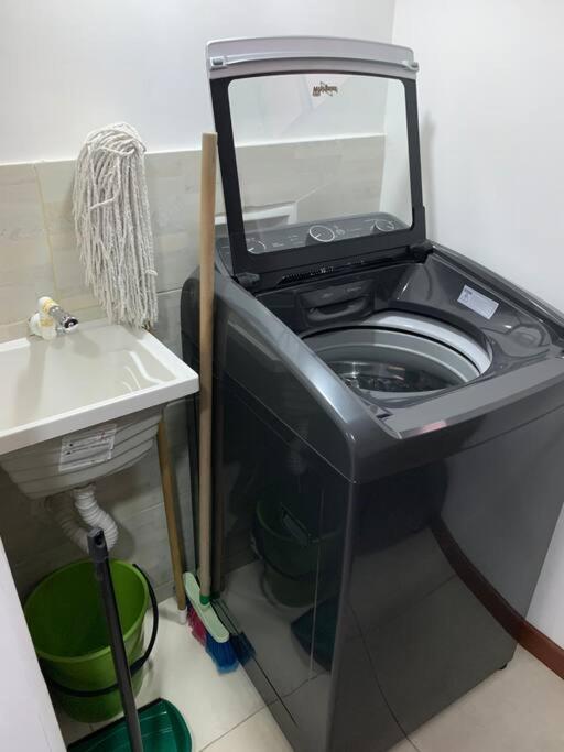 Apartamento por el sector Minuto de Dios.