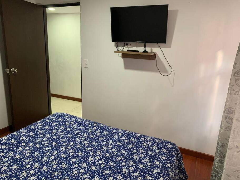 Apartamento por el sector Minuto de Dios.
