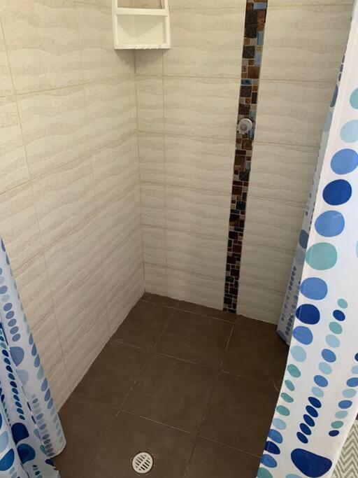 Apartamento por el sector Minuto de Dios.
