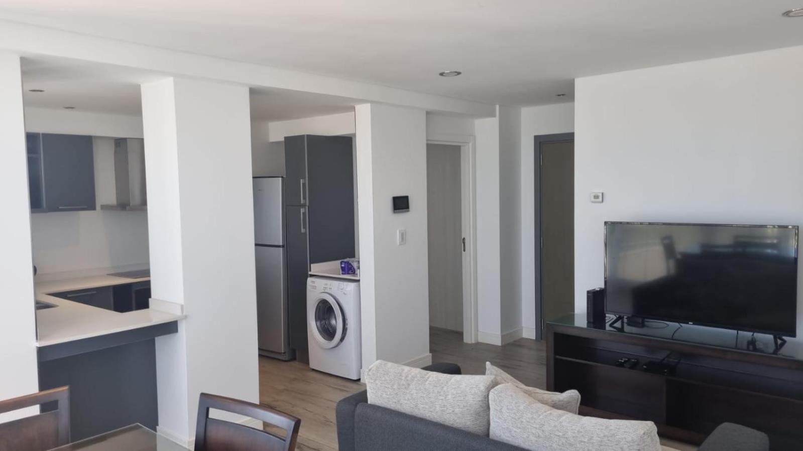 Varese departamento- Residencia Roque Suarez