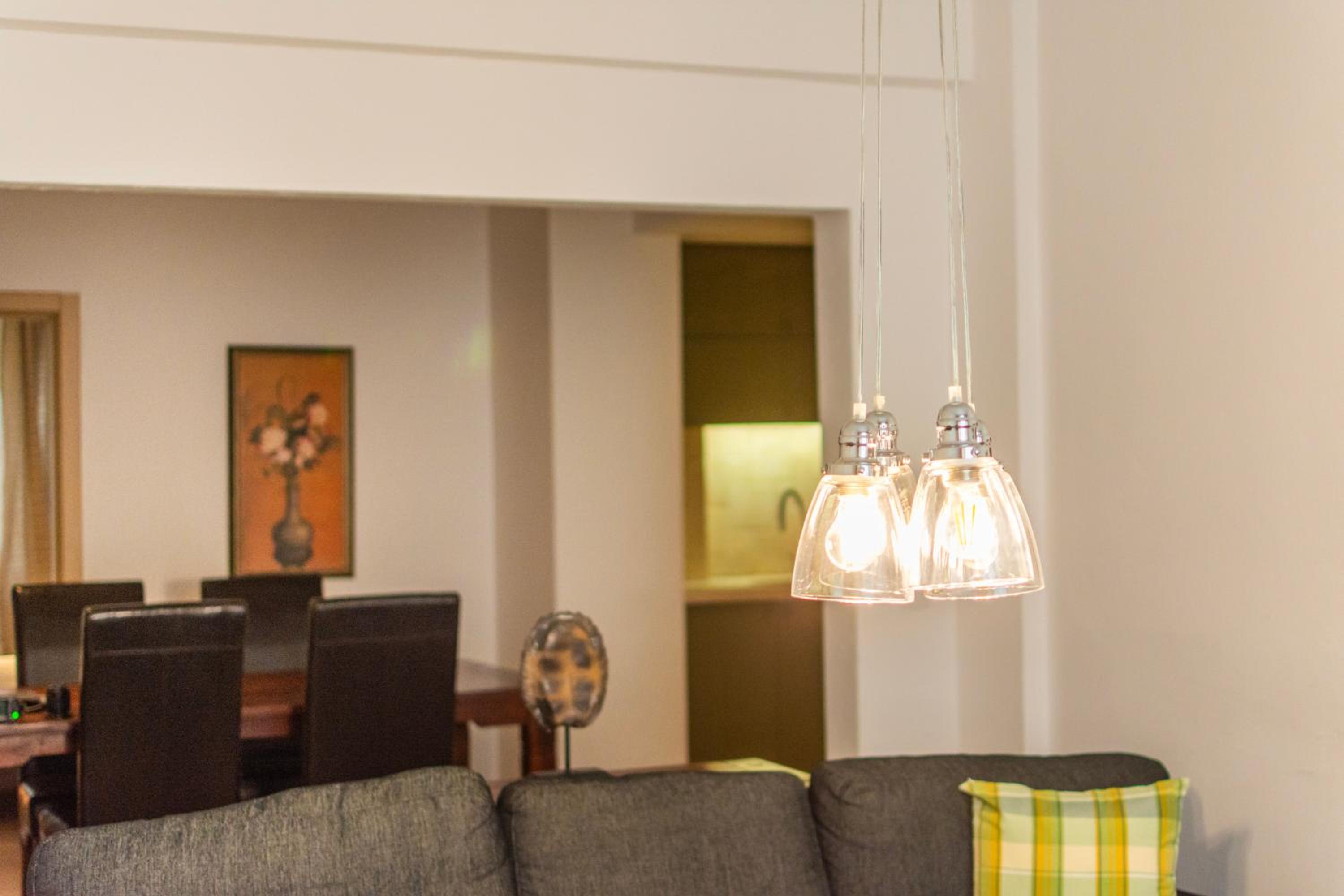 Art Luxury Apartment - central, metro to airport