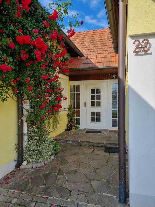 2 Zimmer Wohnung in Thermennähe für 4 Personen