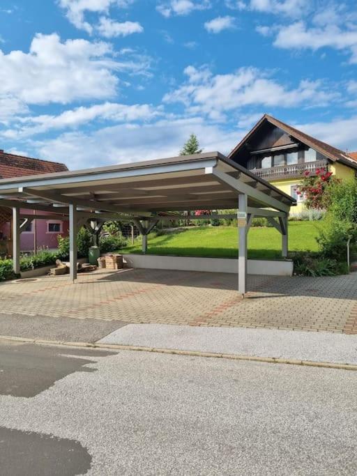 2 Zimmer Wohnung in Thermennähe für 4 Personen
