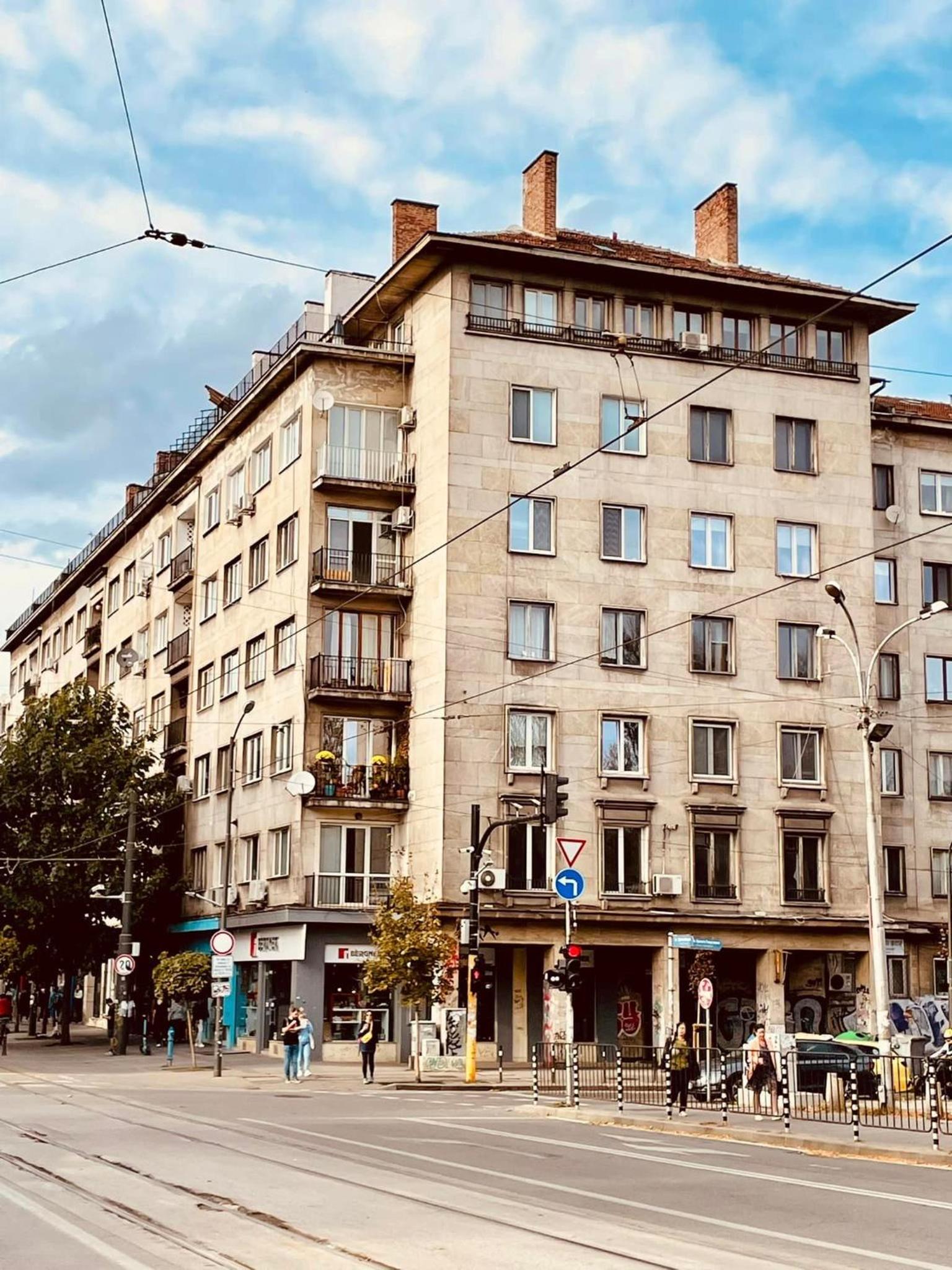 Art Luxury Apartment - central, metro to airport