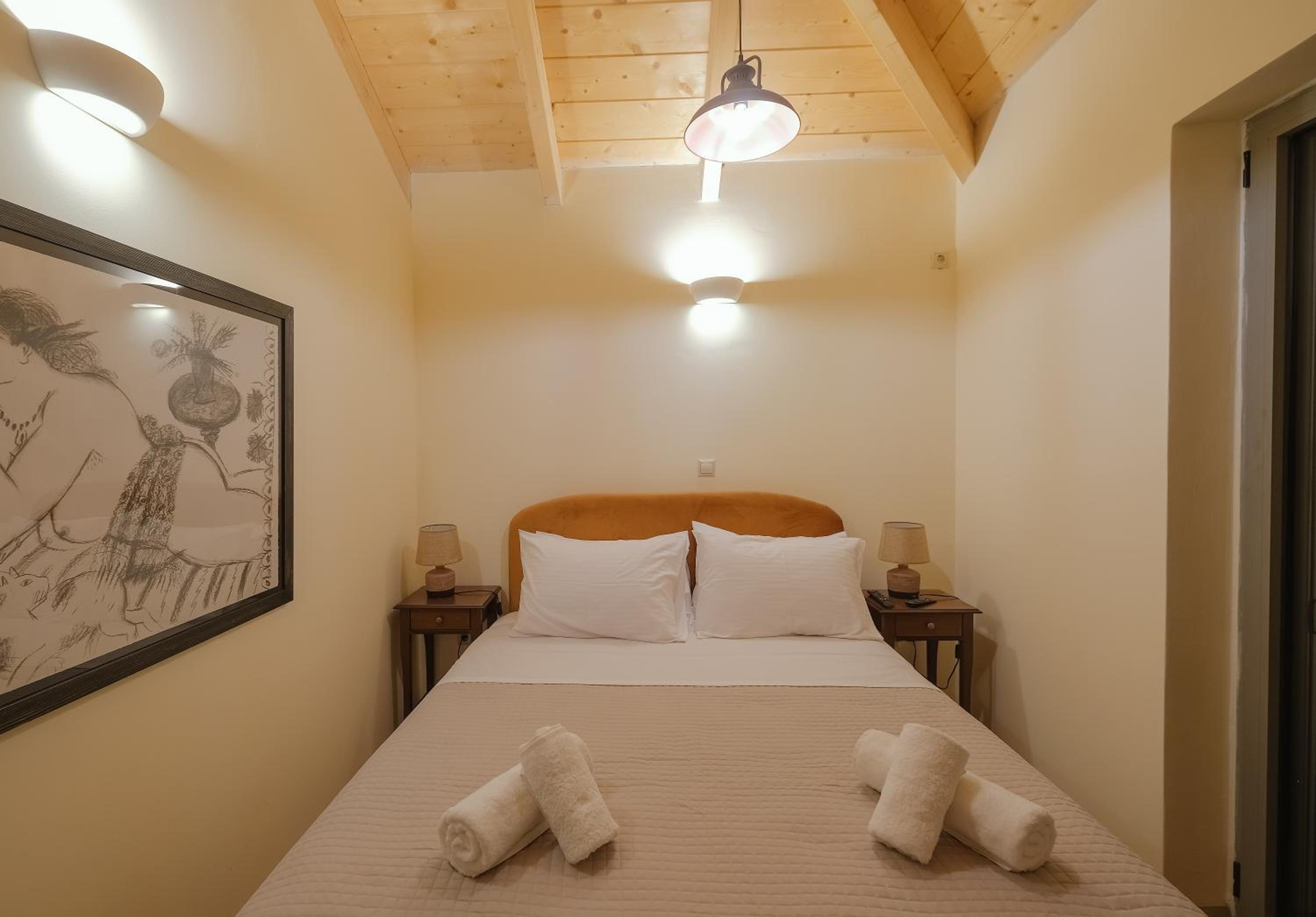 AROANIA suites