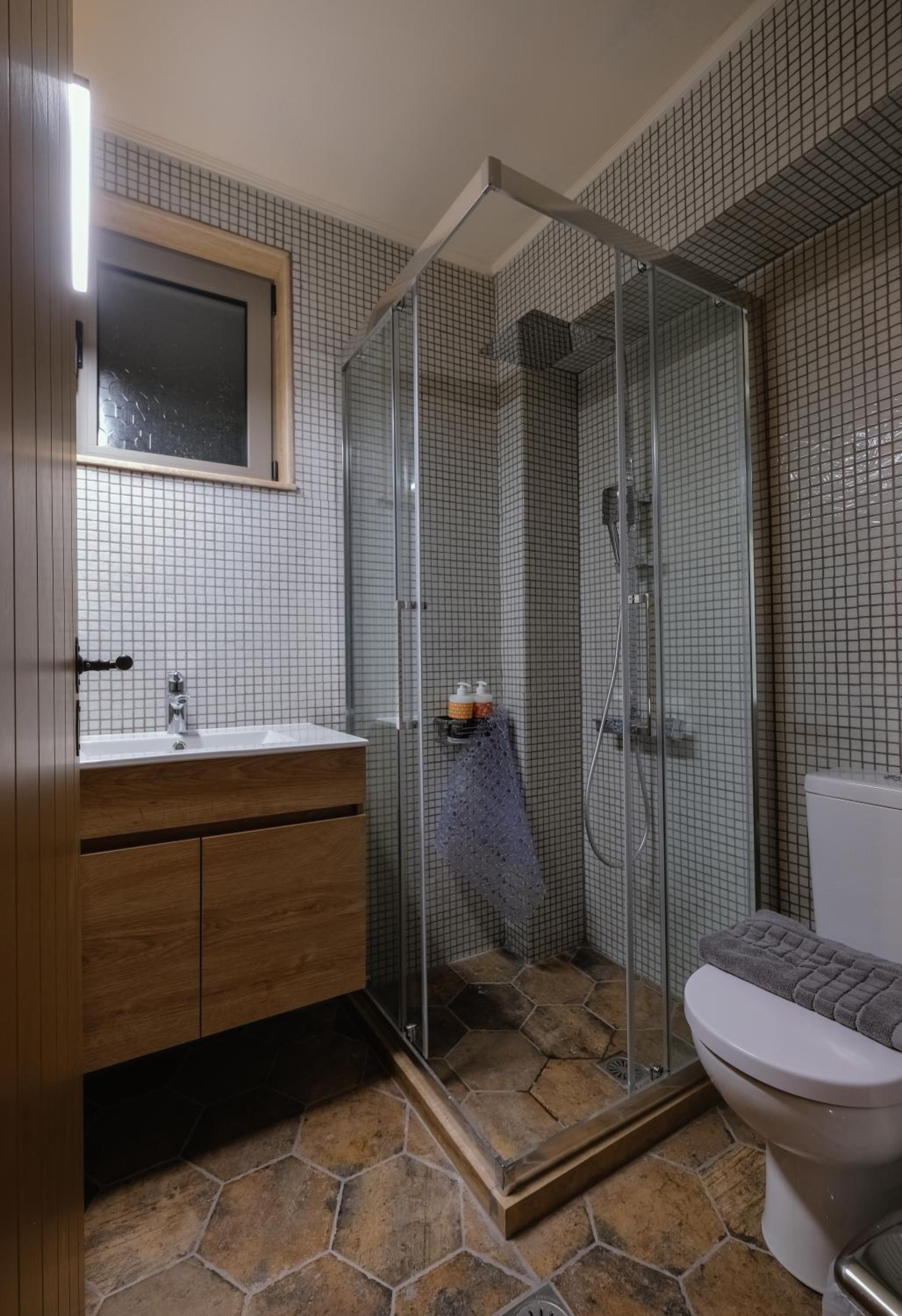 AROANIA suites