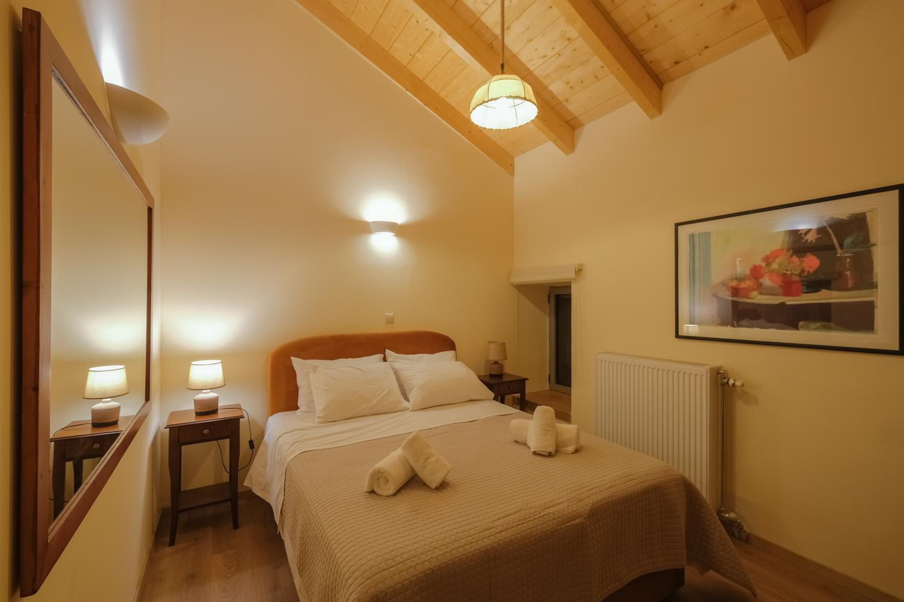 AROANIA suites