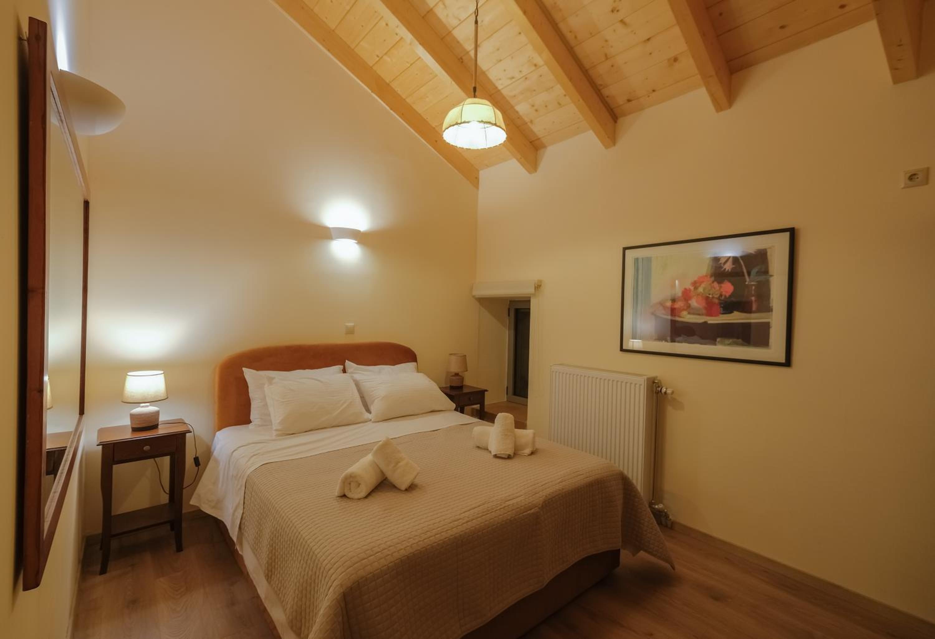 AROANIA suites