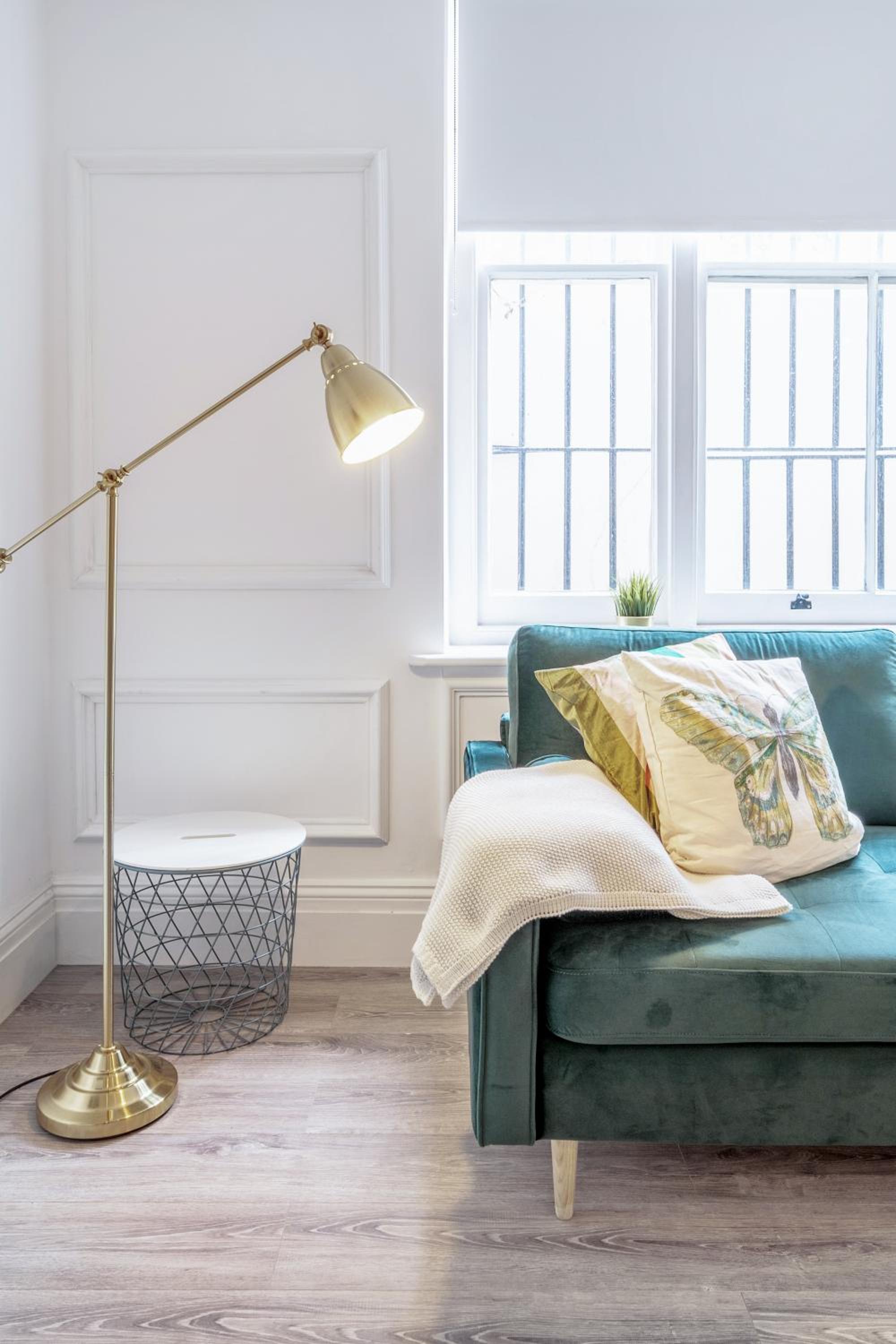 The Hyde Park Apartment - Central and Bright
