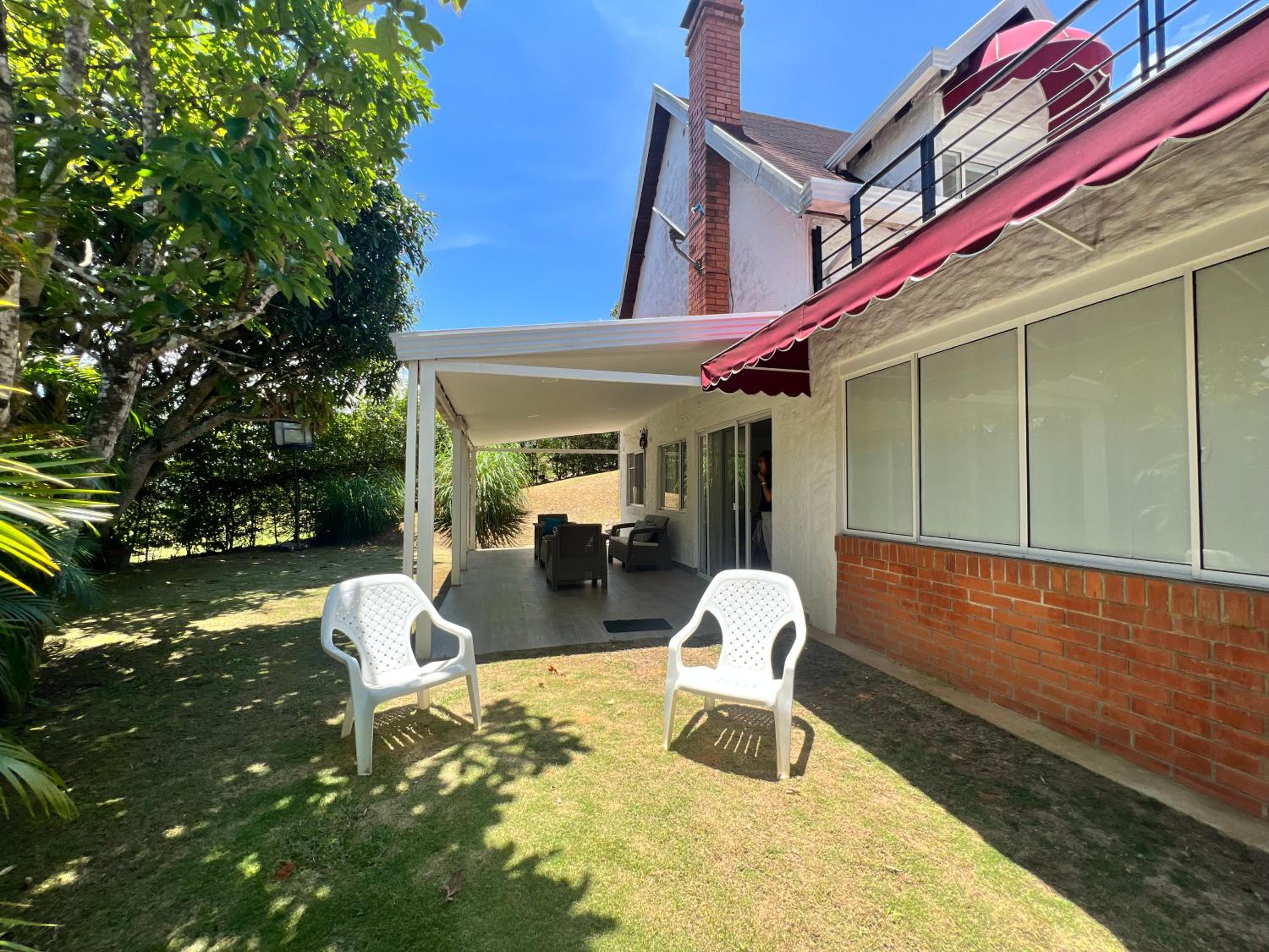 Moderna Cabaña en Ruitoque Condominio
