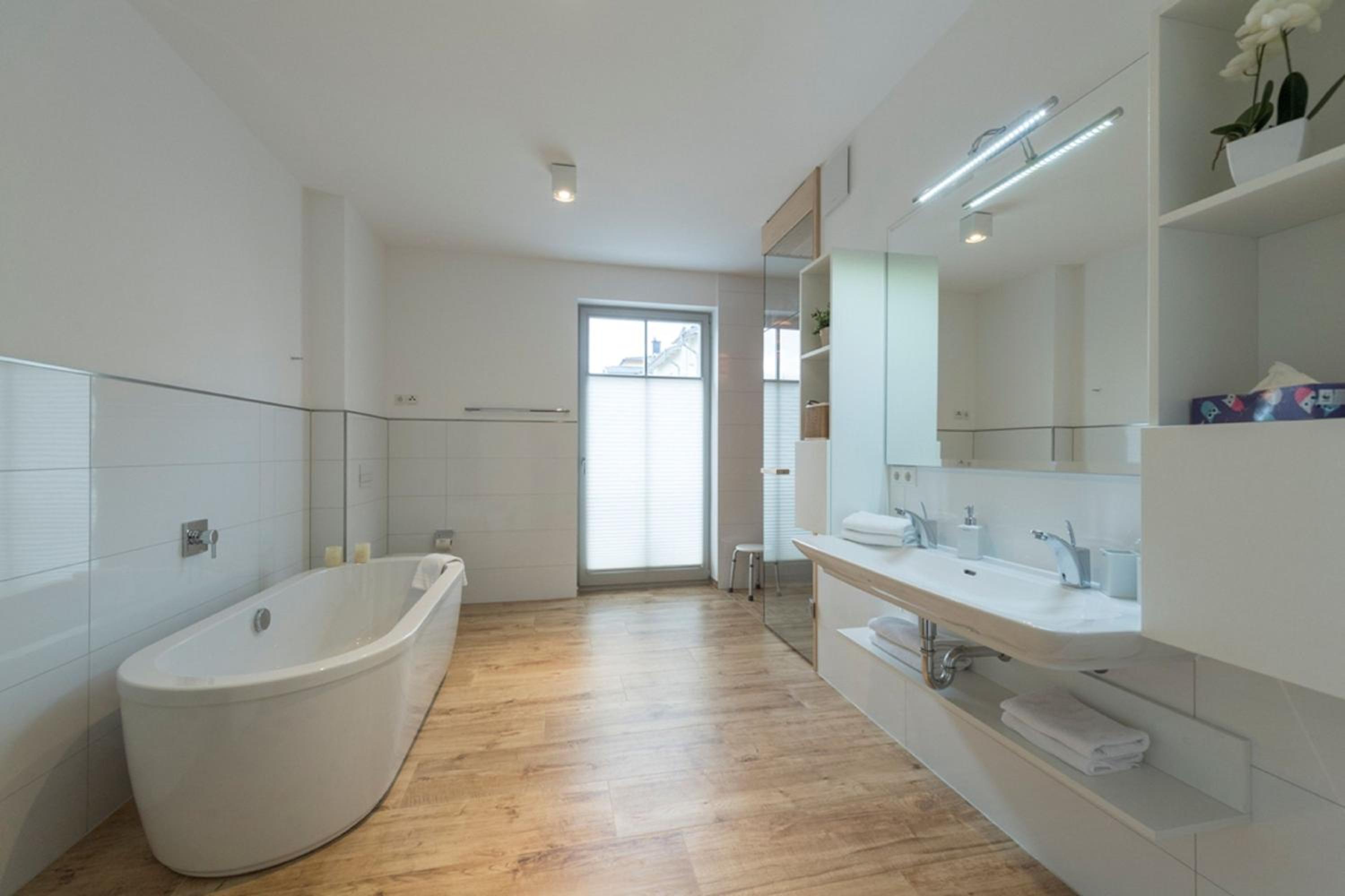 moderne Ferienwohnung mit eigener Sauna und Balkon - Villa Pauline FeWo 06