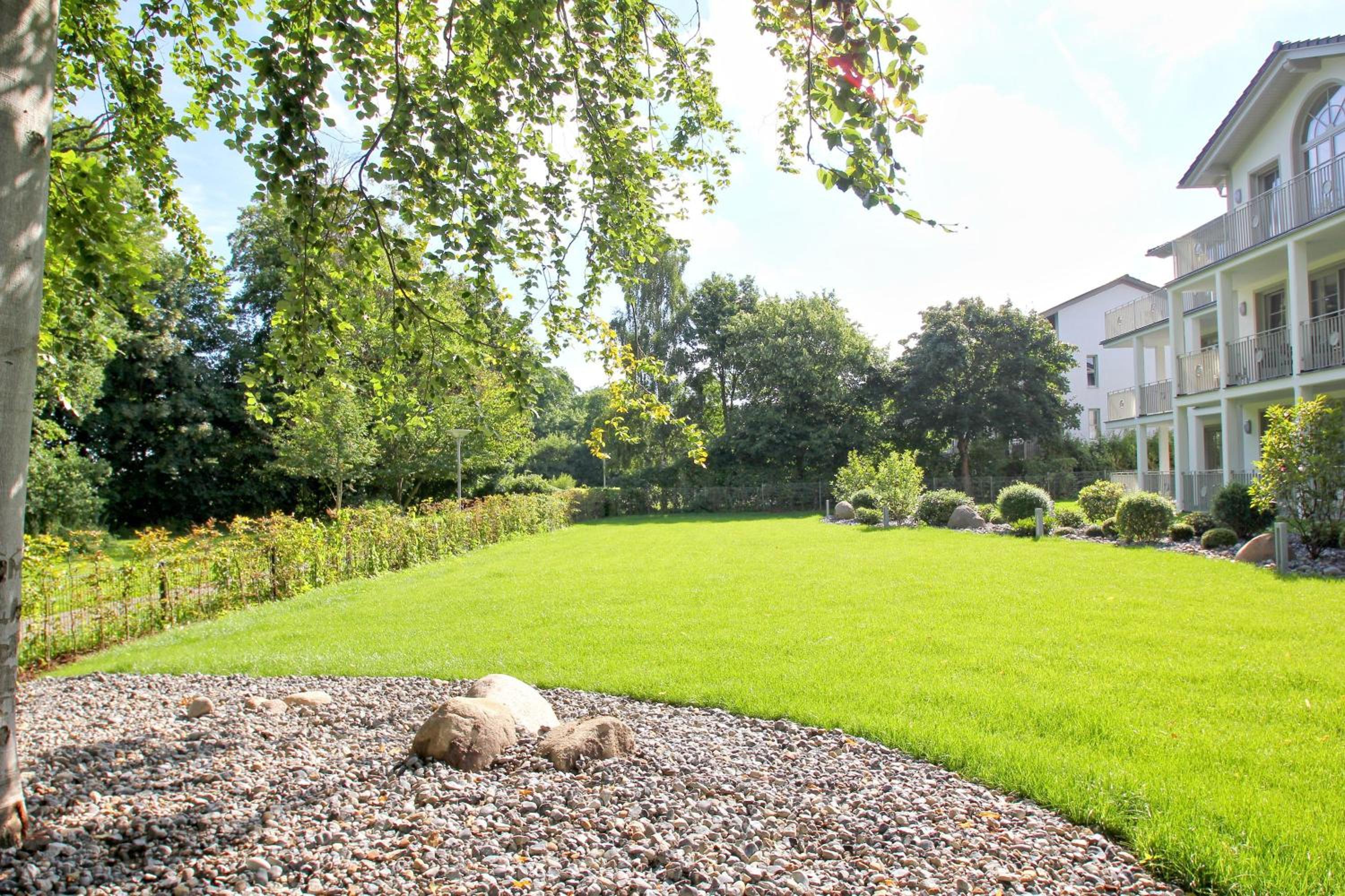 moderne Ferienwohnung mit eigener Sauna und Balkon - Villa Pauline FeWo 06