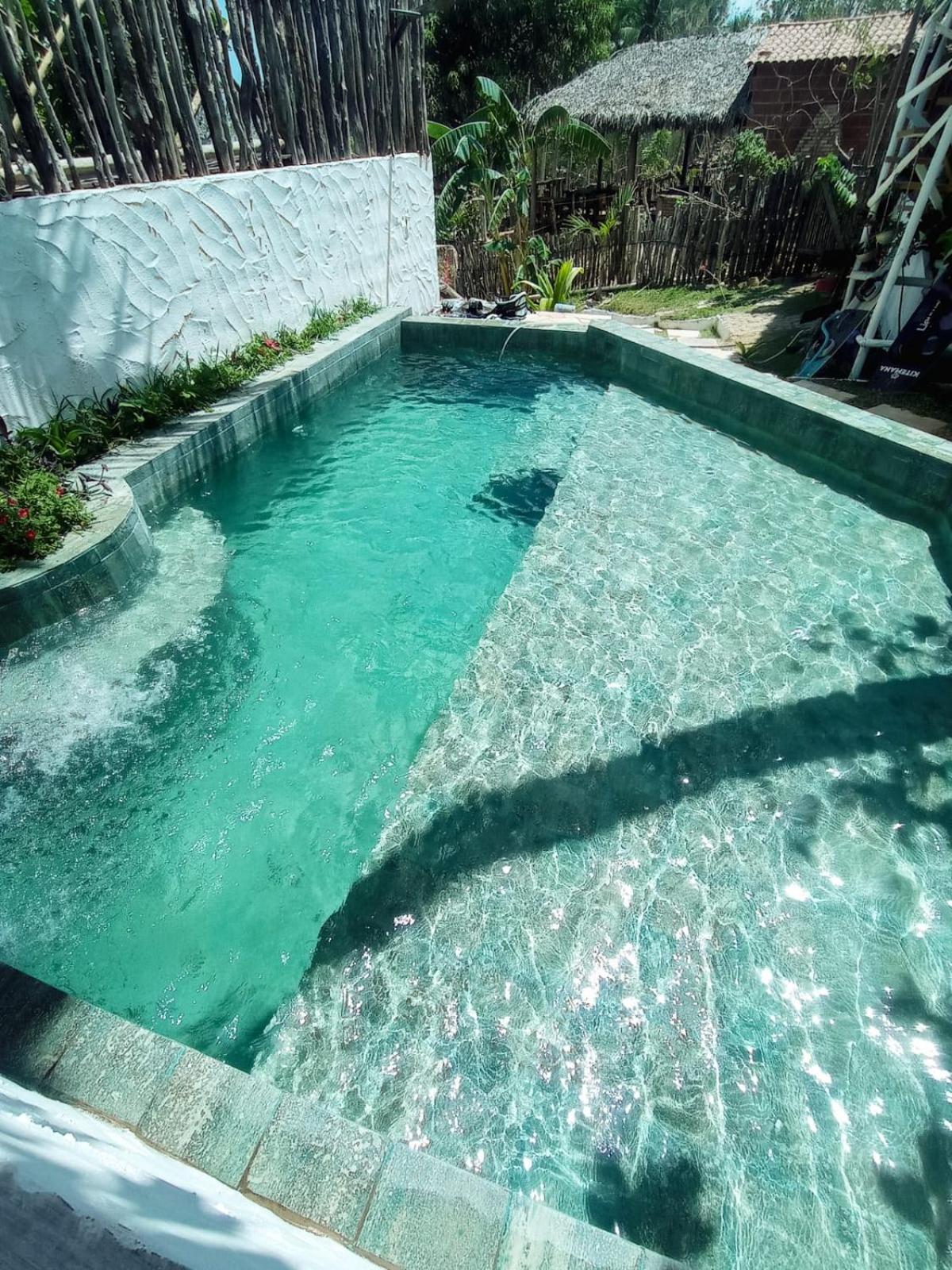 DuMangue Kite House