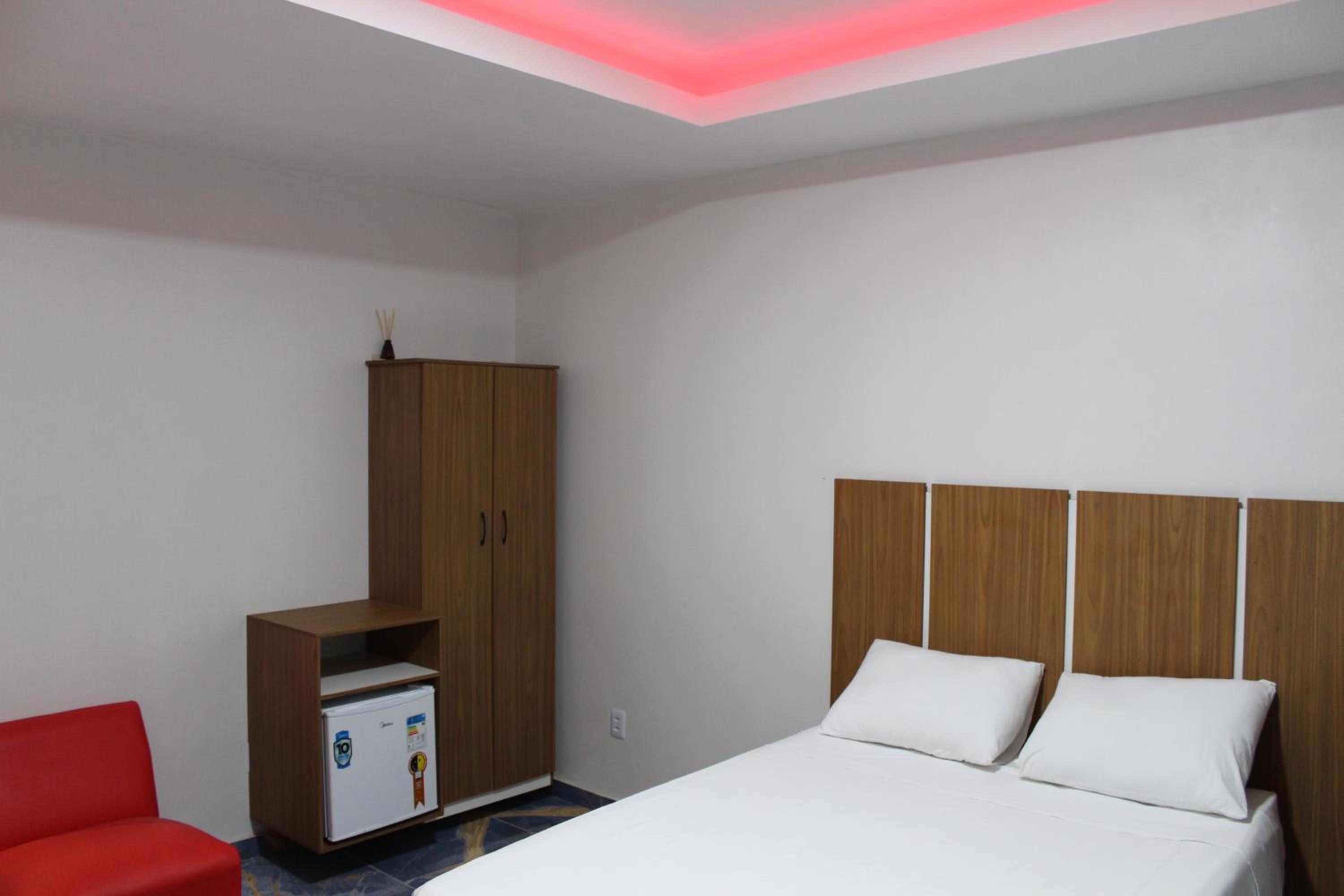 Hotel Jardim Tropical