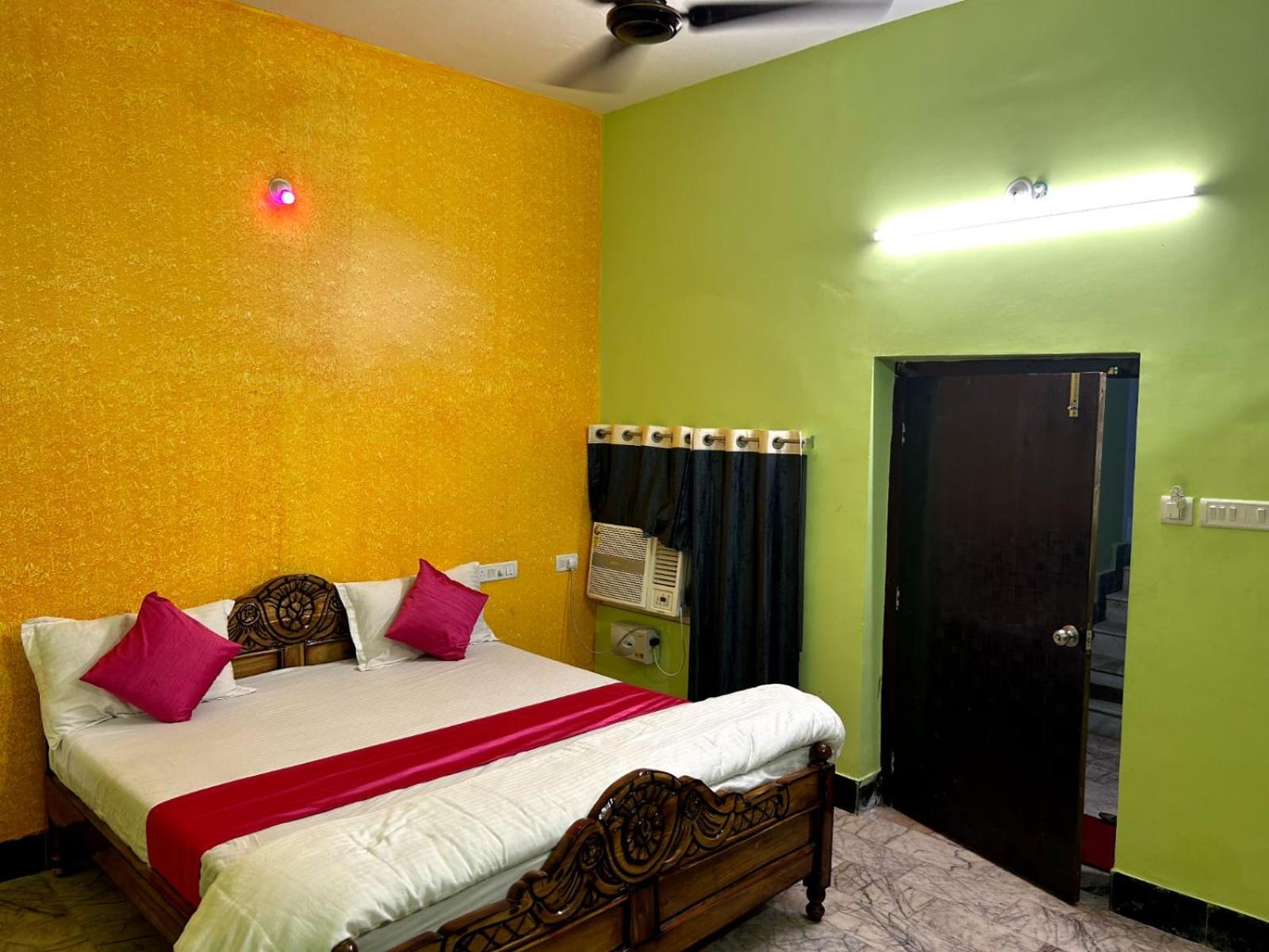 Hotel Sillky Villa ! Puri view 4