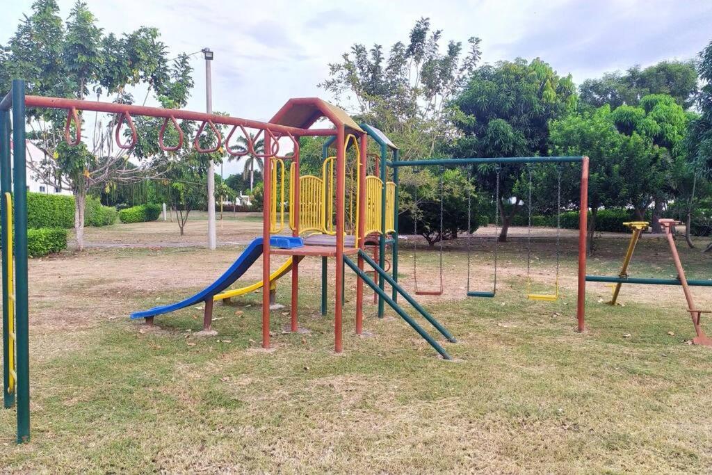 Casa quinta, piscina privada , campestre acogedora