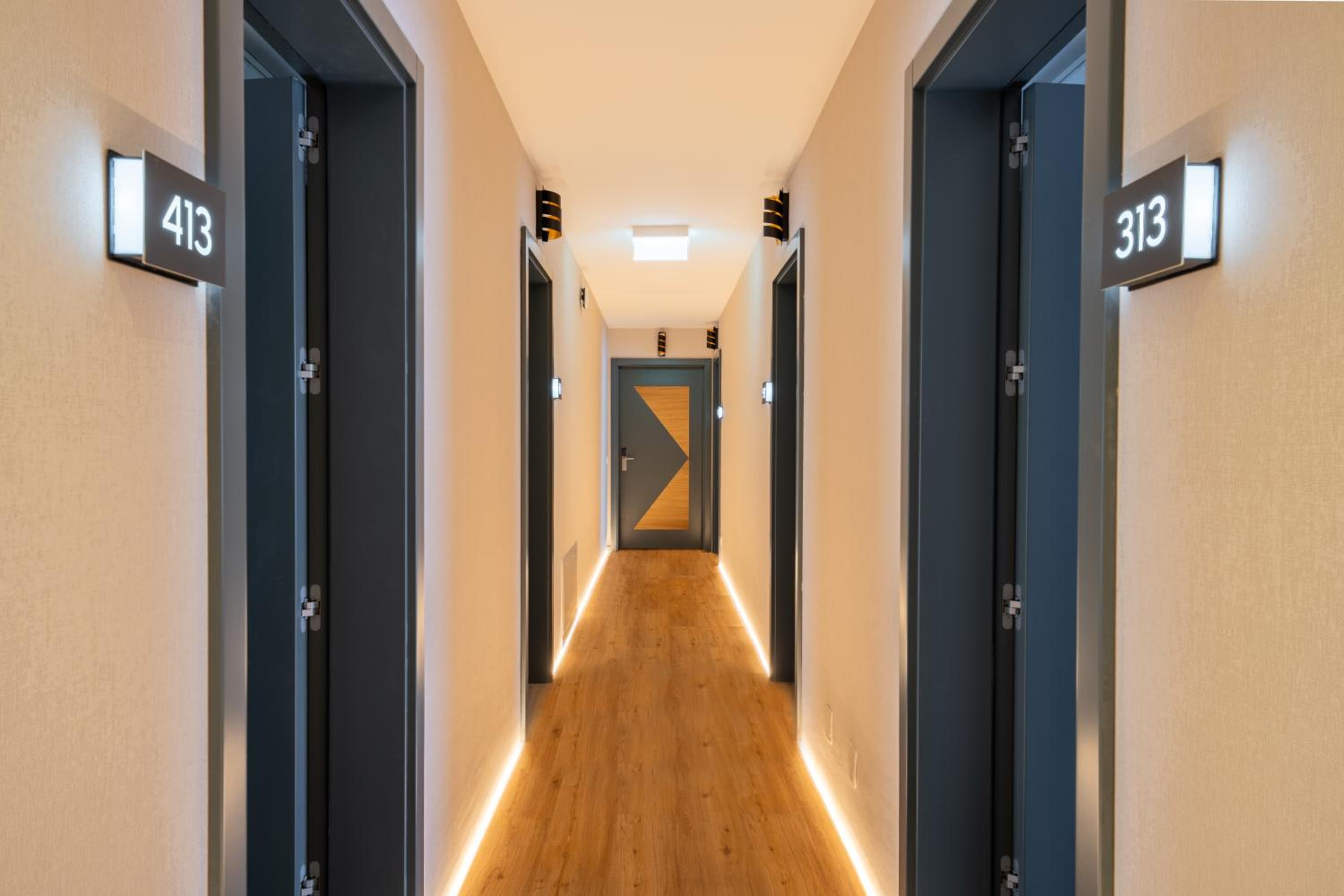 KULA Comfort Rooms