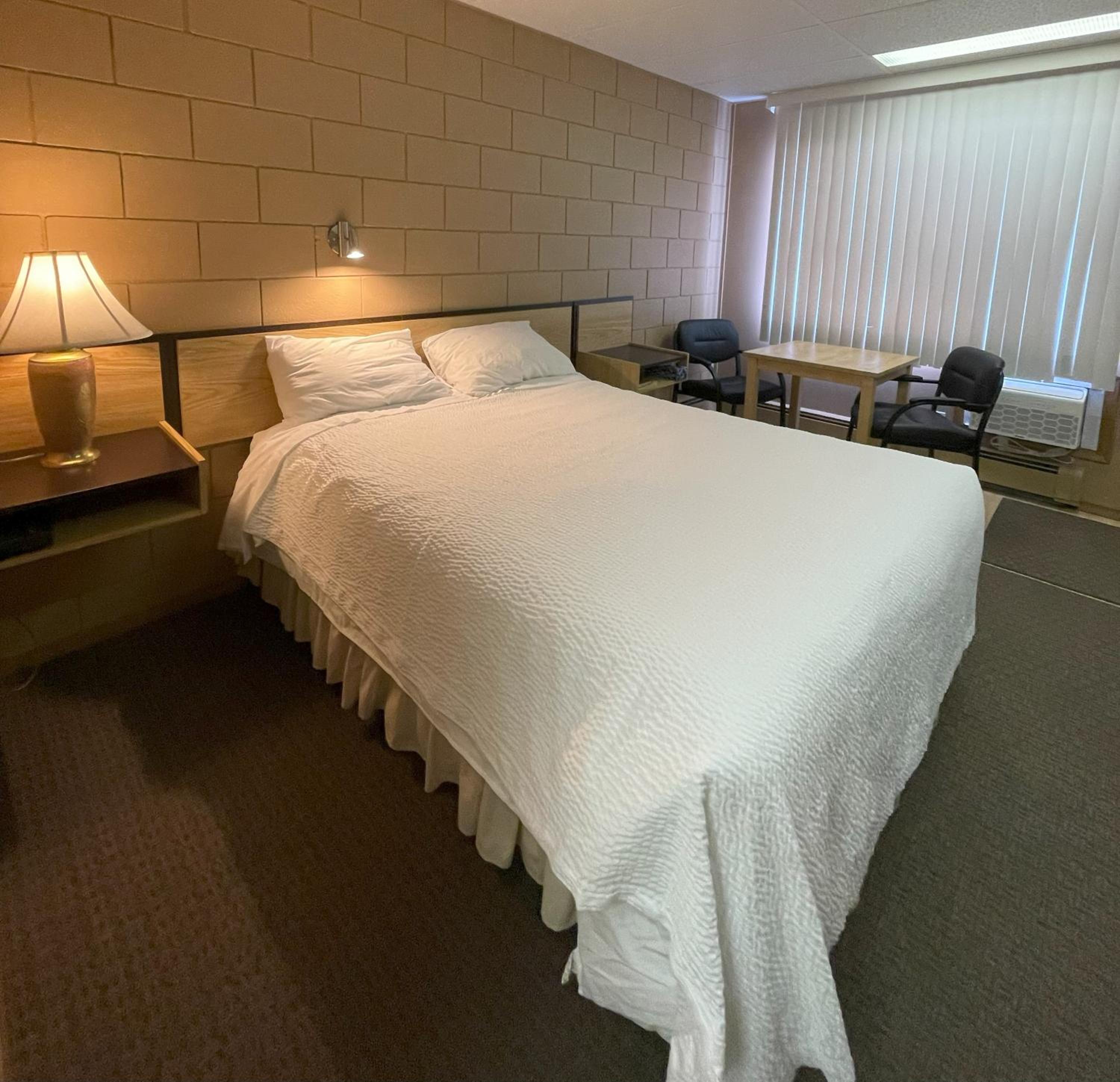 Rest Easy Motel