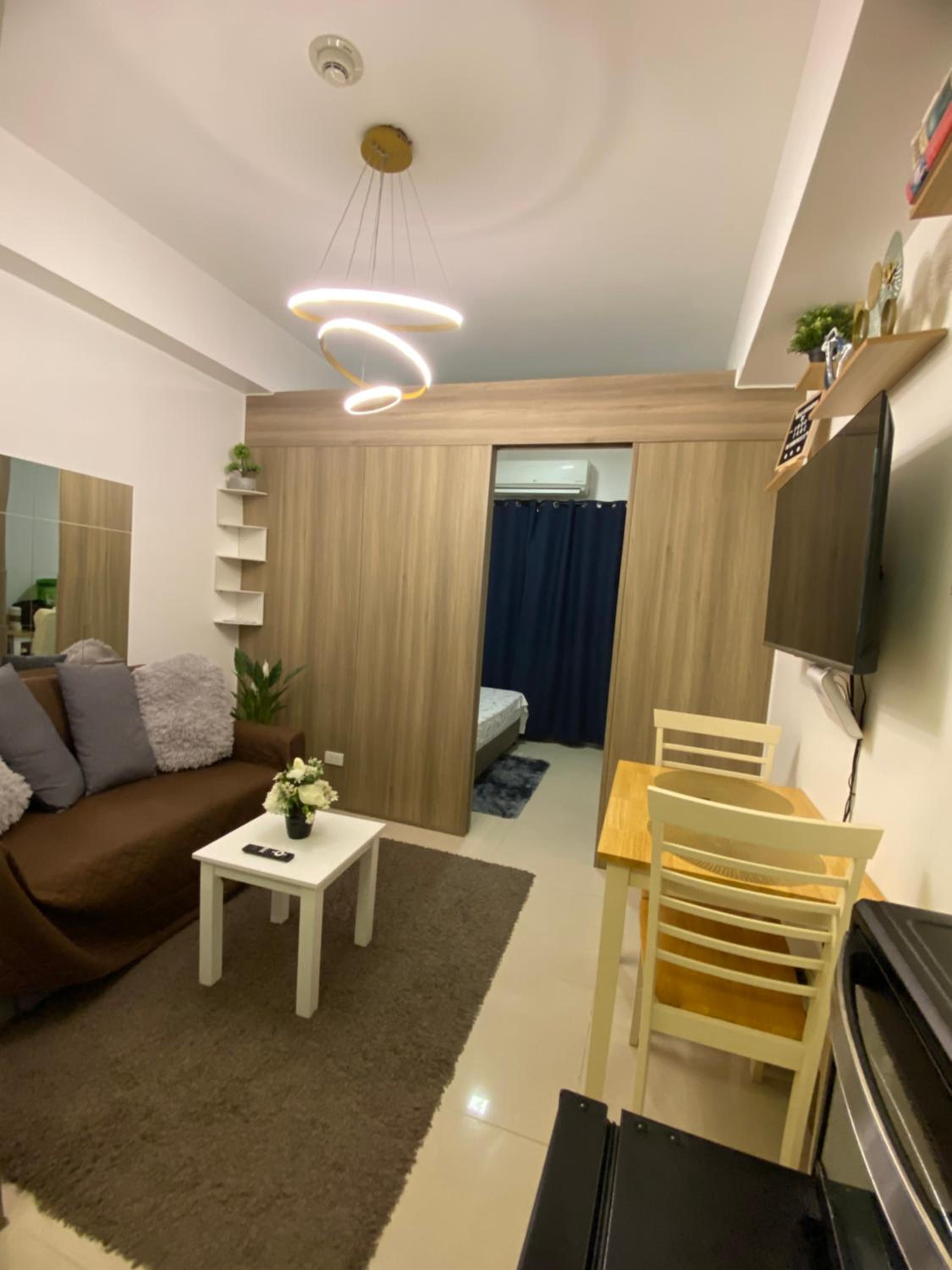 Bella staycation by SMDC fame residences