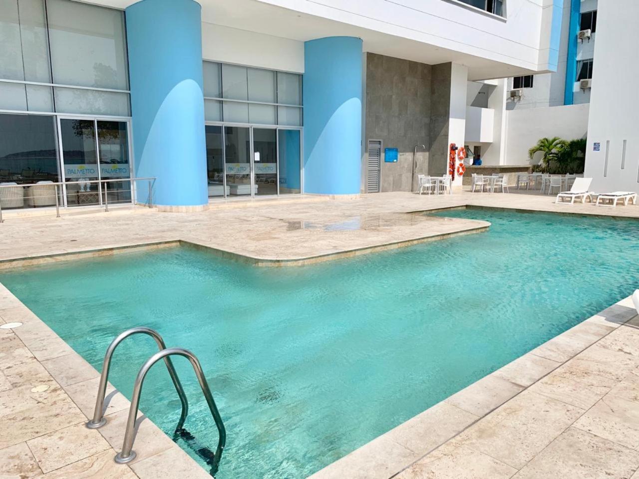APARTAMENTO DE 3 HABITACIONES CON VISTA AL MAR.
