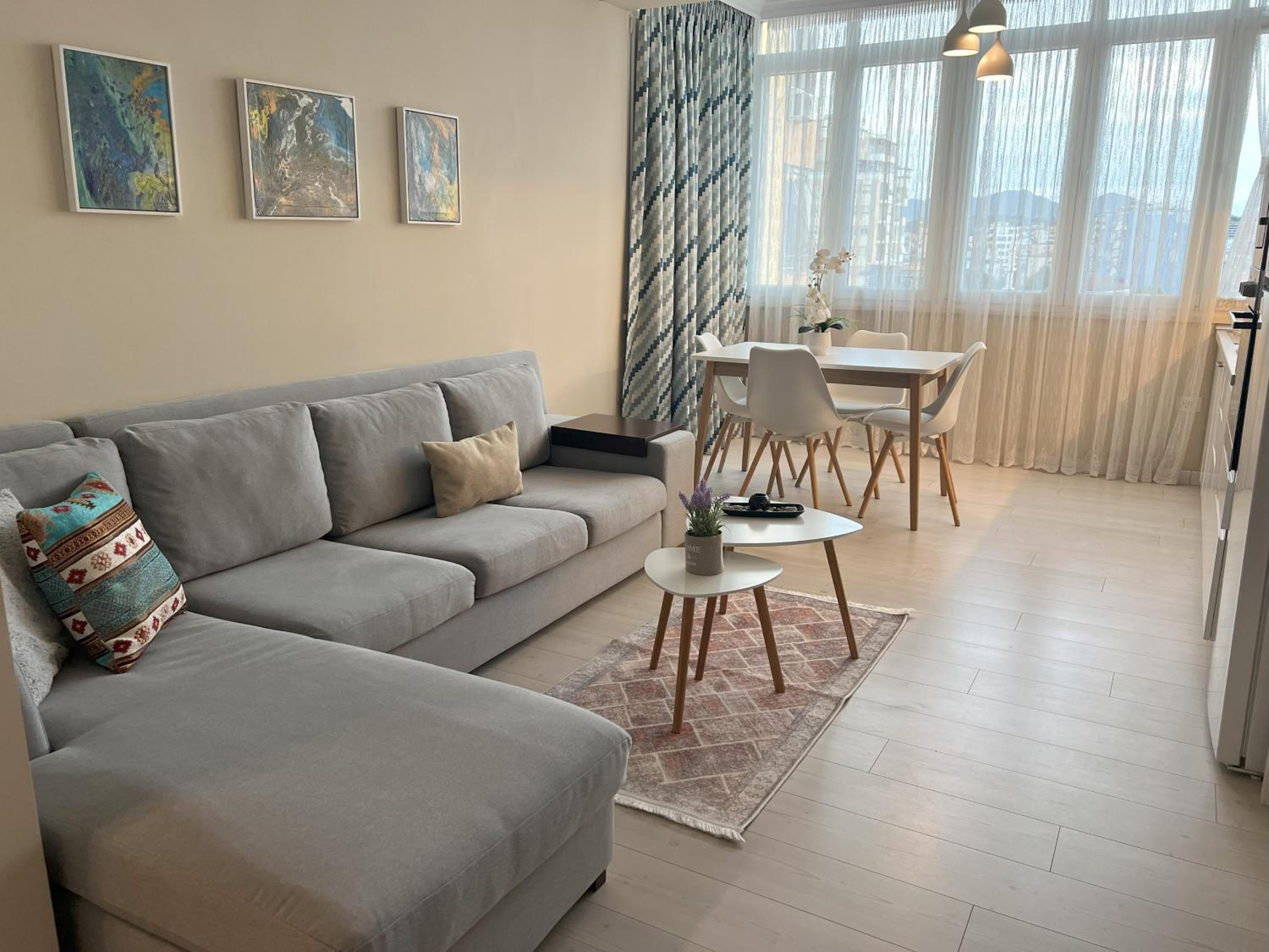 Grand New Bazaar Apartment