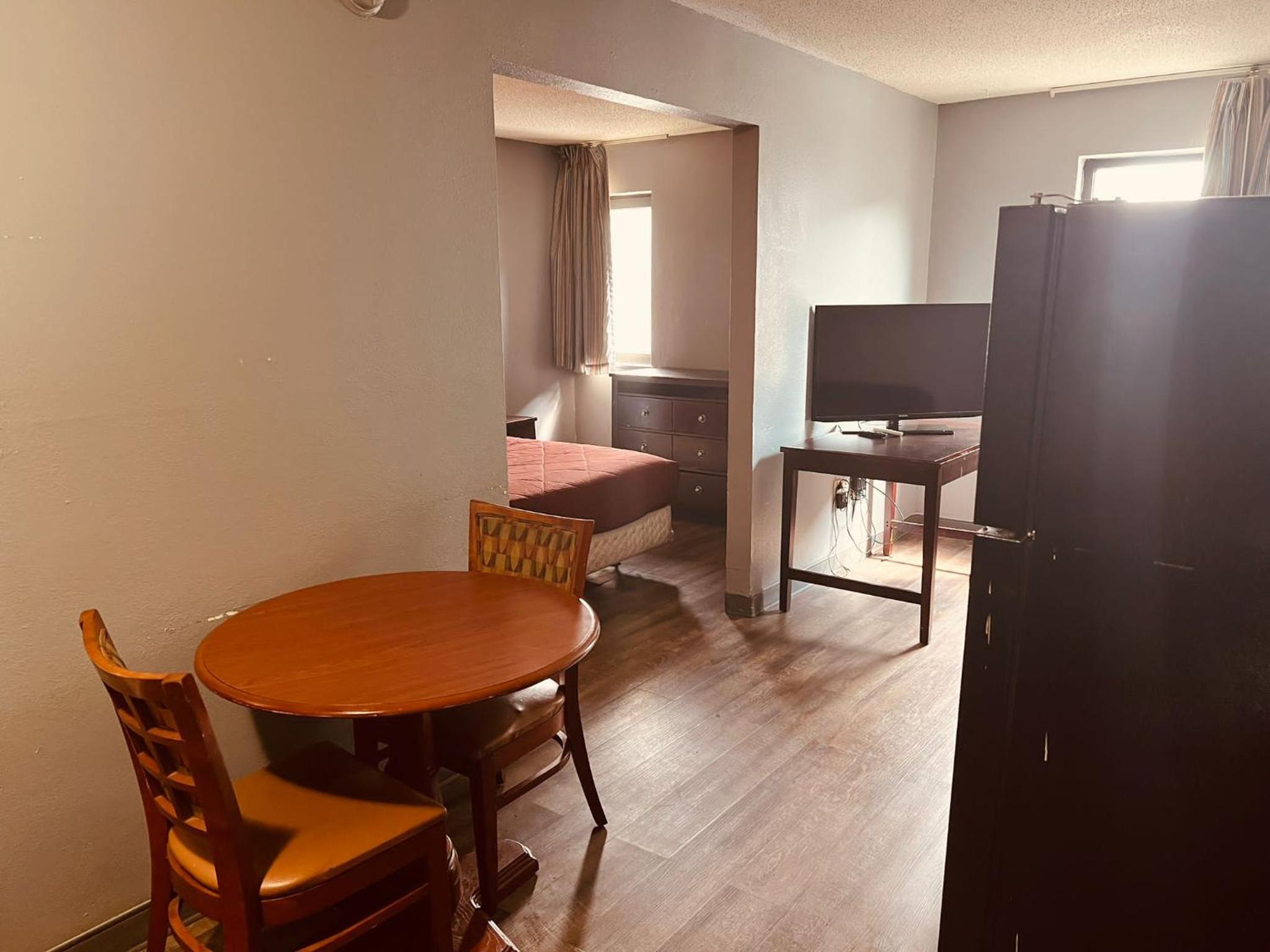 Palace Inn & Suites - Newport News/Jefferson Ave, Photo 9