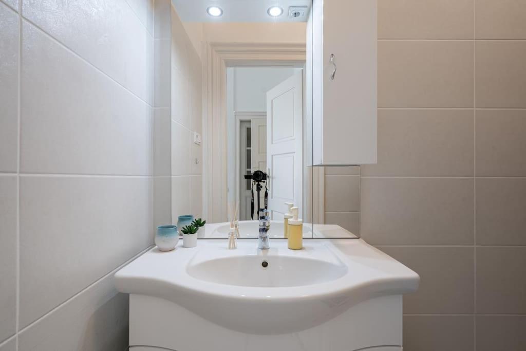 Szentkirályi Apartman 1 view 5