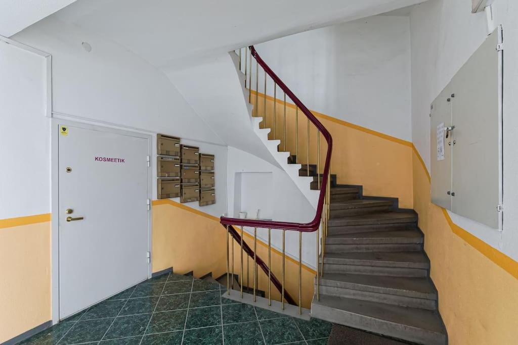 DICTUMFACTUM Modern Apartment Viru Gates