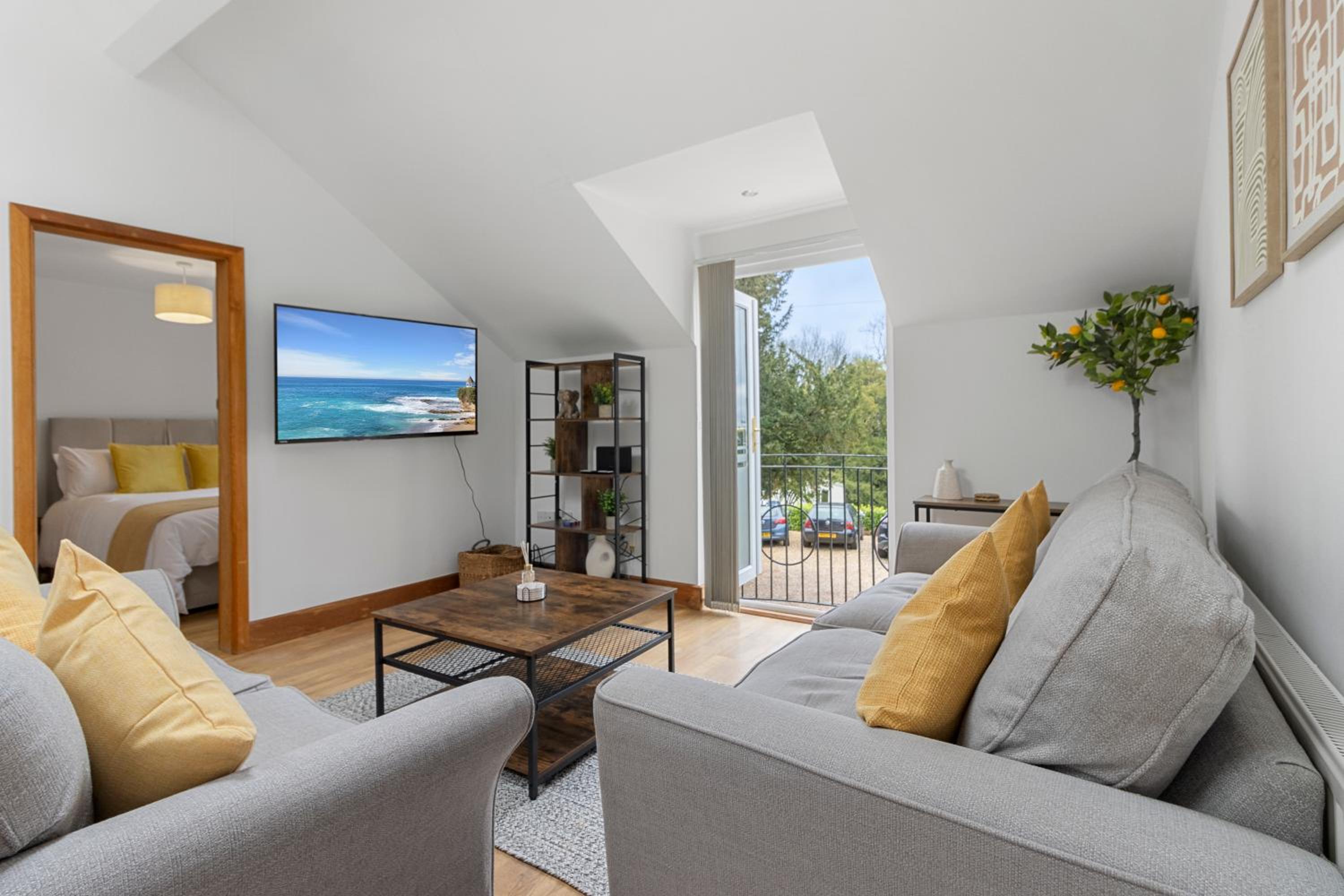 Stunning Sea View Whole Home In Torbay Close To Beach view 2