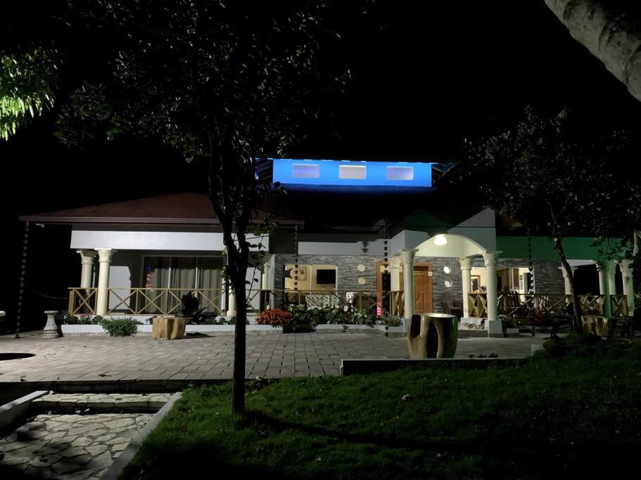 Villa escondida