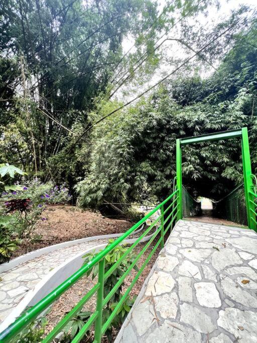 Villa escondida