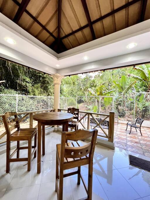 Villa escondida