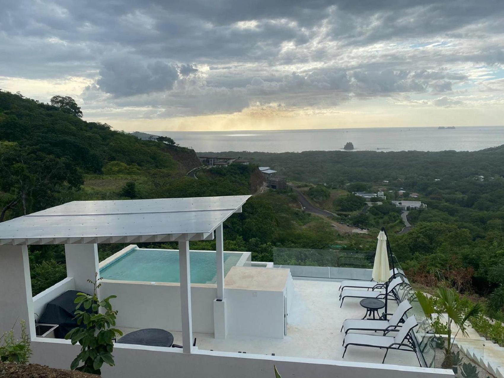 CASA AYLA B - charming 2BR ocean view condo in Flamingo