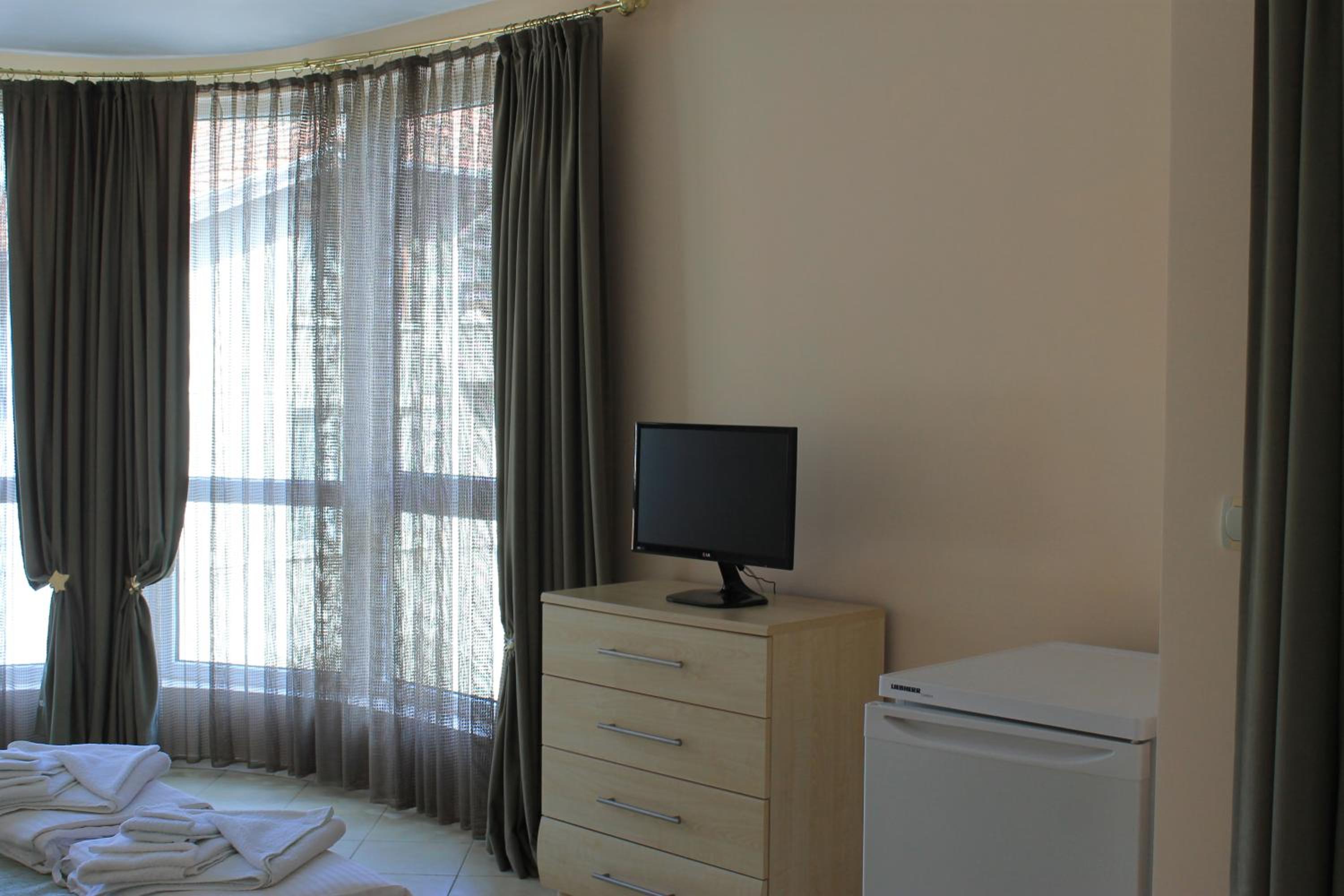 Stela Guest House