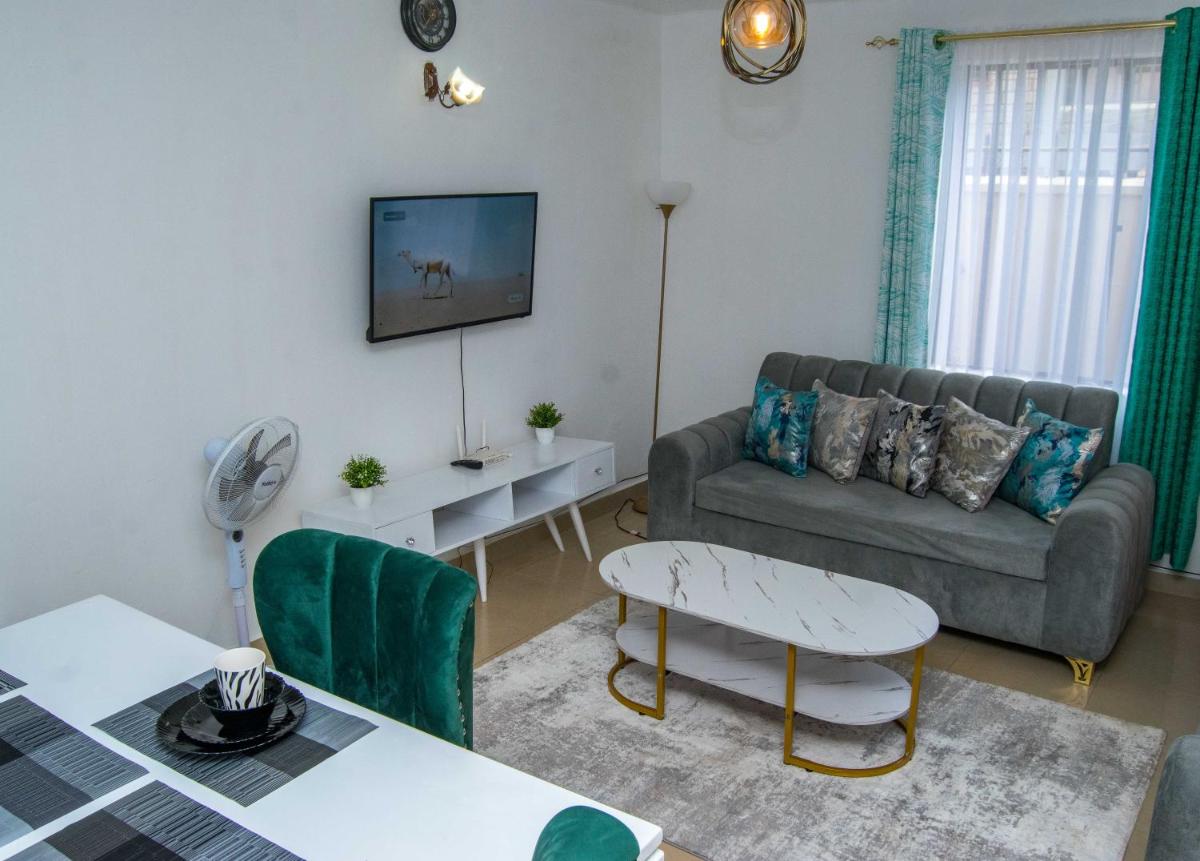 Tina's 1 BR Apartment with Fast Wi-Fi, Parking and Netflix - Kisumu view 2