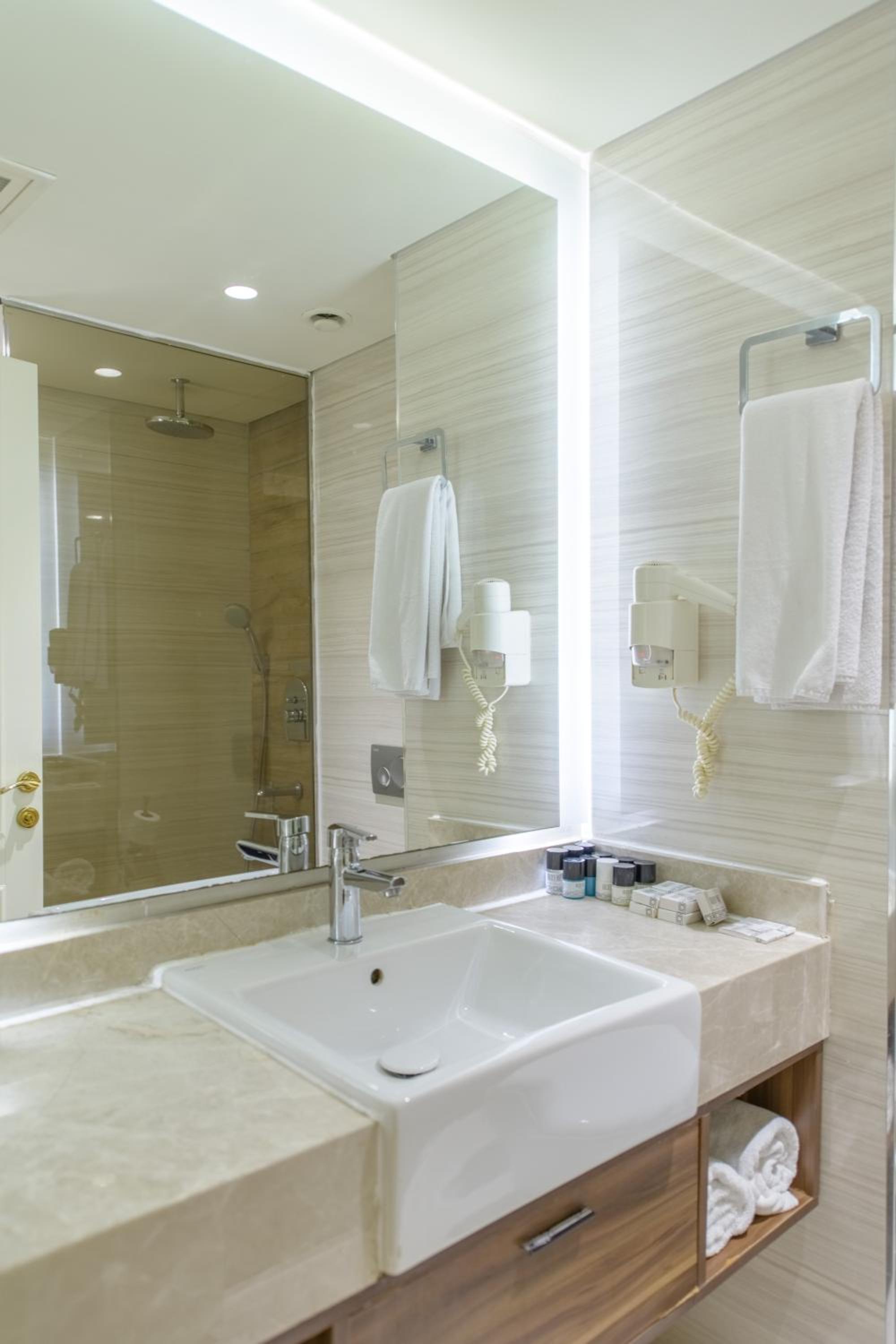 Golden Age Hotel Taksim - Image 90