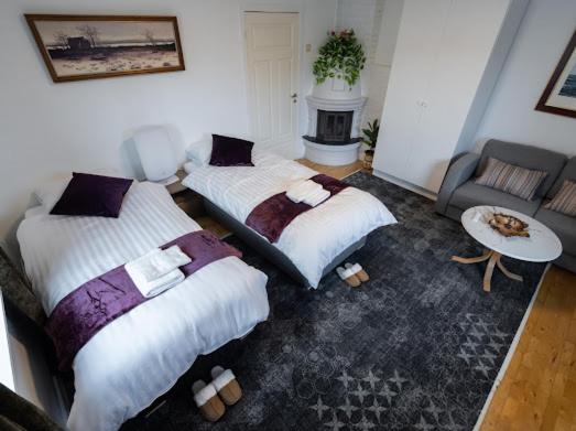 Aurora Dream House Apartment with free parking view 3