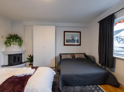 Aurora Dream House Apartment with free parking view 4