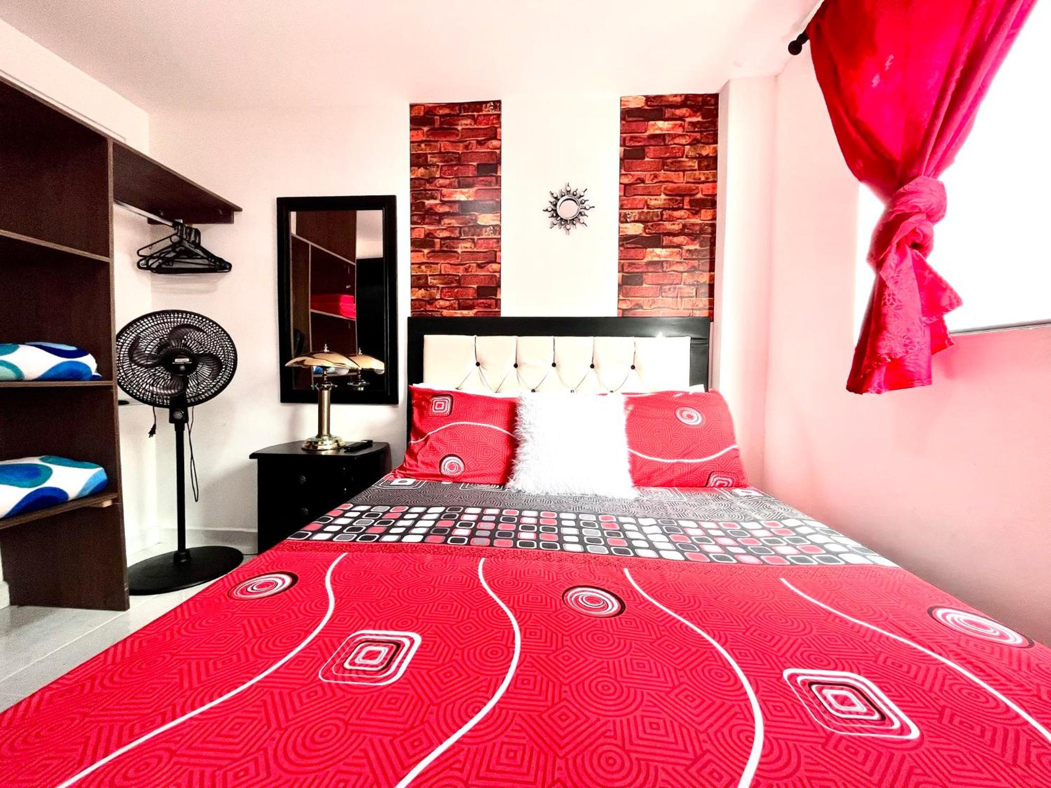 Edificio Victory Medellin - Apartamentos Acogedores y Equipados 100MB Wi-Fi, Central & Terraza Compartida