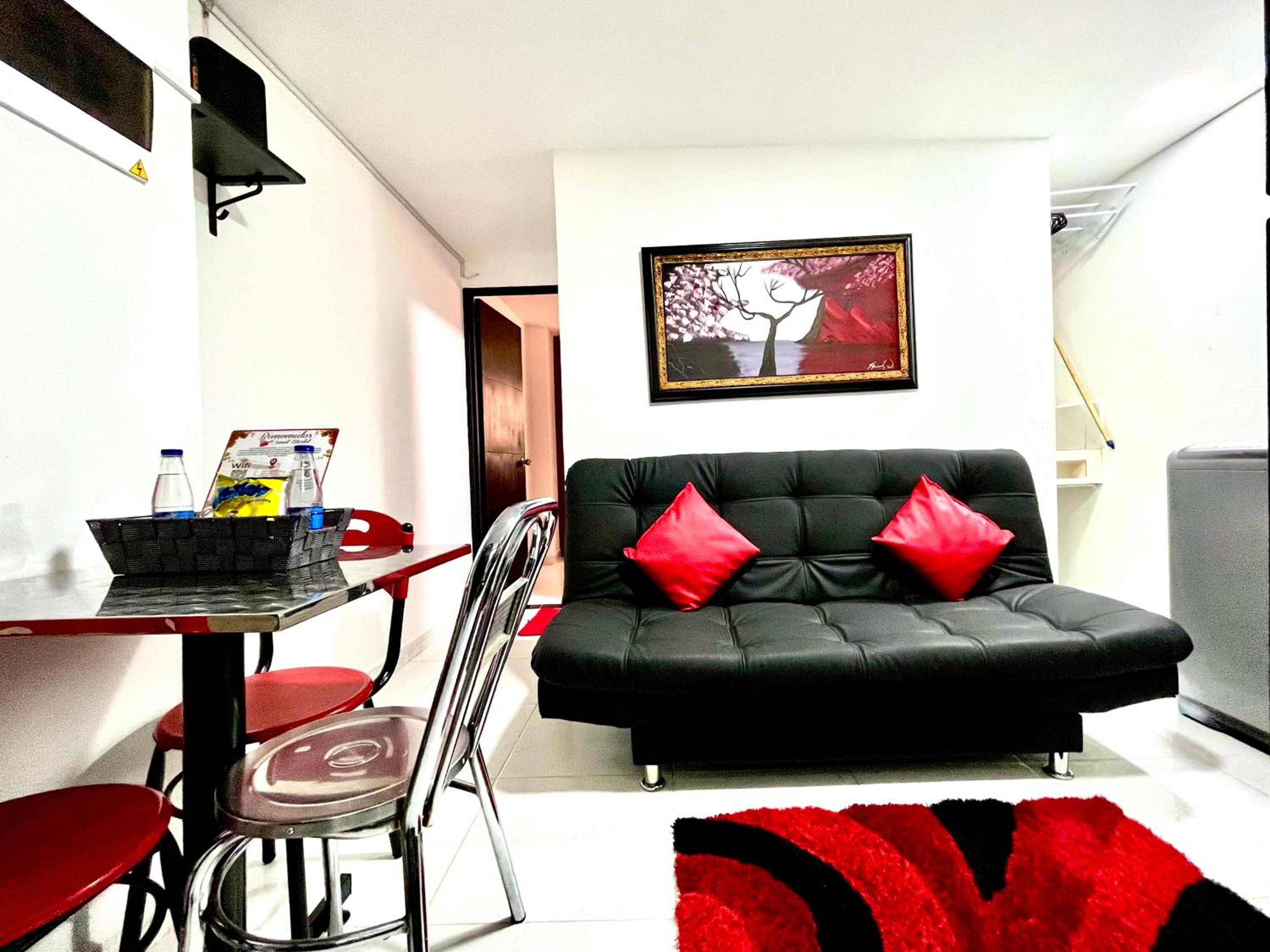 Edificio Victory Medellin - Apartamentos Acogedores y Equipados 100MB Wi-Fi, Central & Terraza Compartida