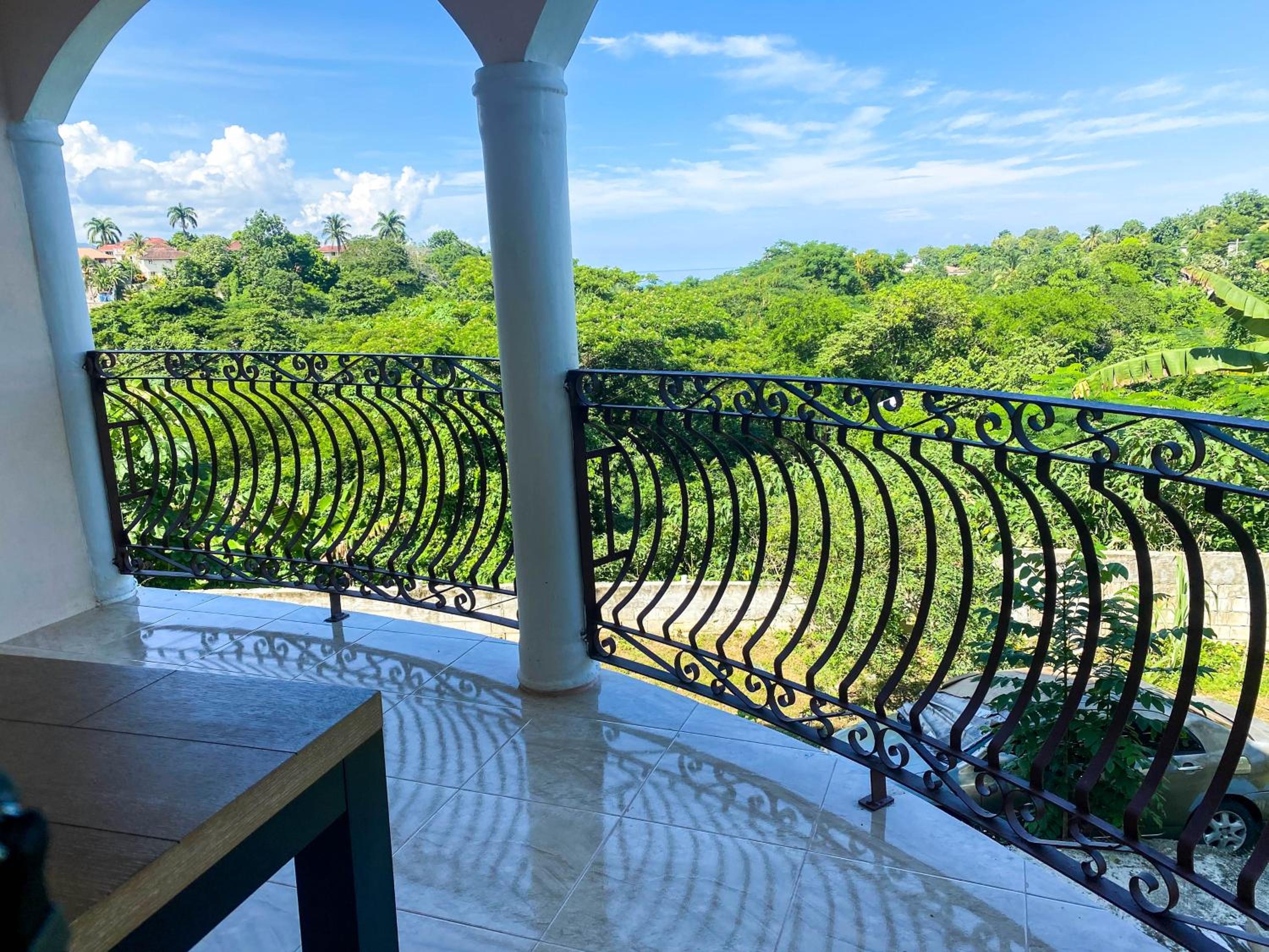 Tamra’s Getaway view 5