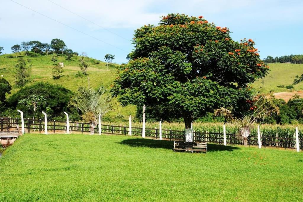 Santa Lucia Fazenda Centenária nas Montanhas
