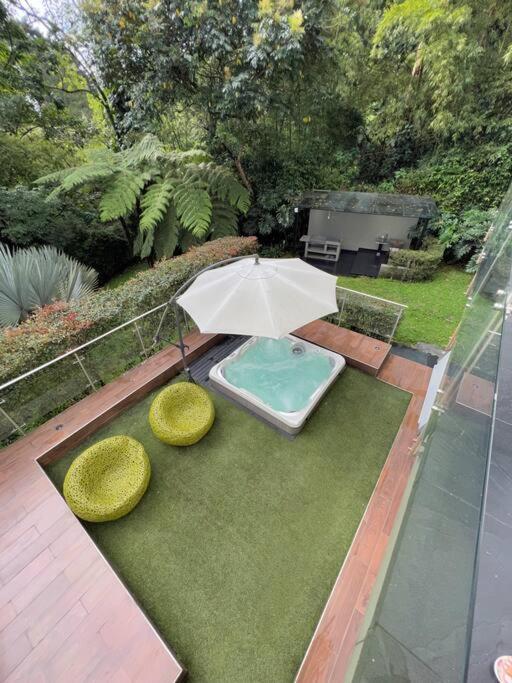 4 bedrooms Mansion in Poblado 10 minutes to Provenza