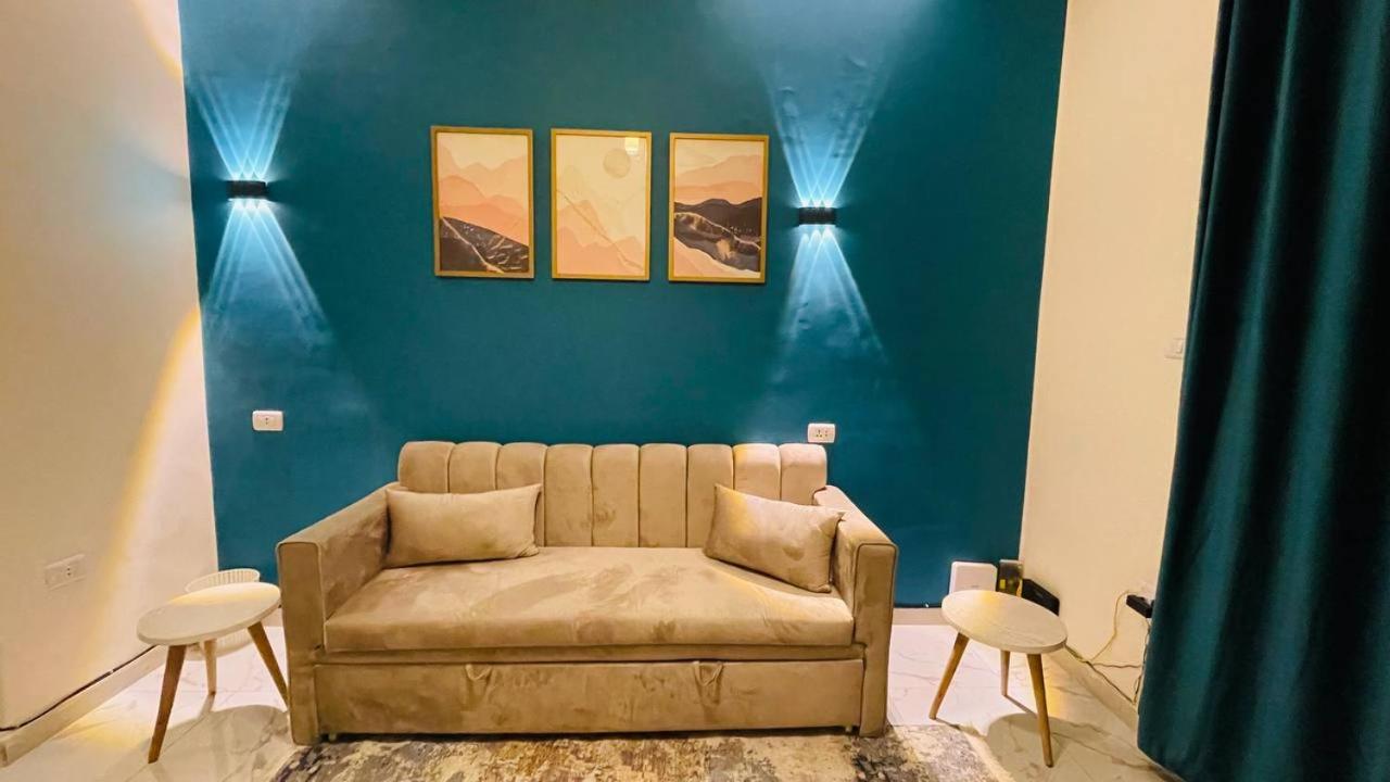 Cozy apartment in down town